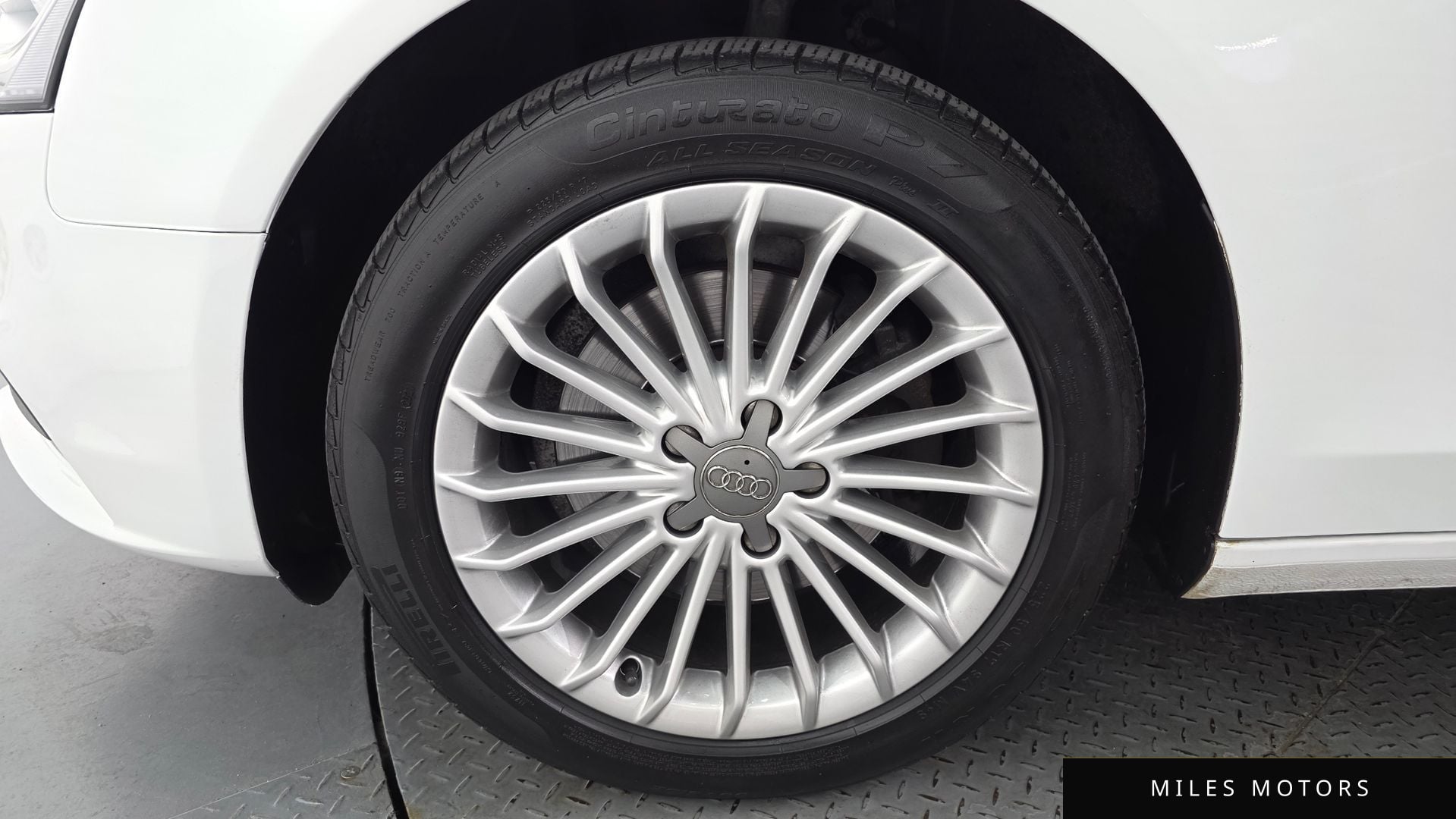 Audi A4 2013 — миниатюра 5