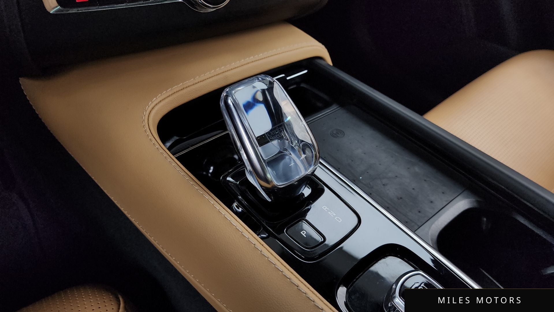 Volvo XC90 2021 — миниатюра 9