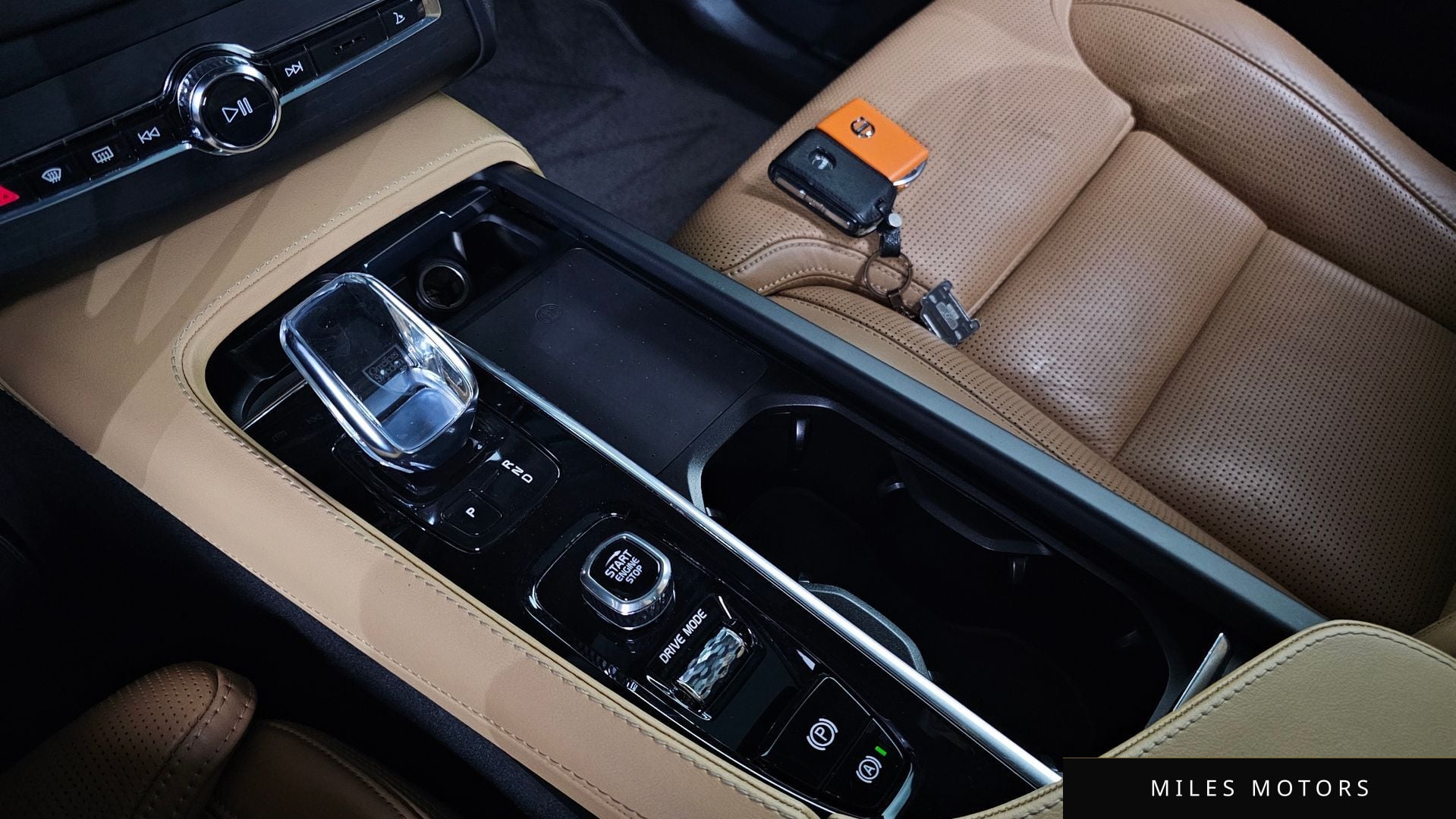 Volvo XC90 2021 — миниатюра 12