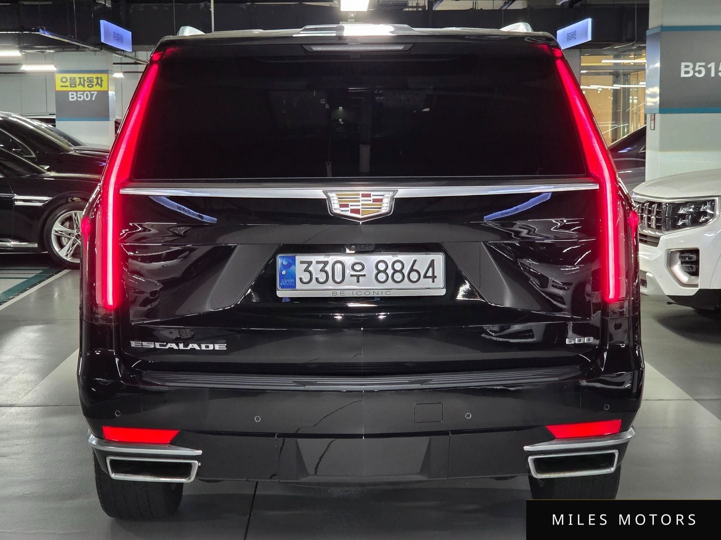 Cadillac Escalade 2023 — миниатюра 5