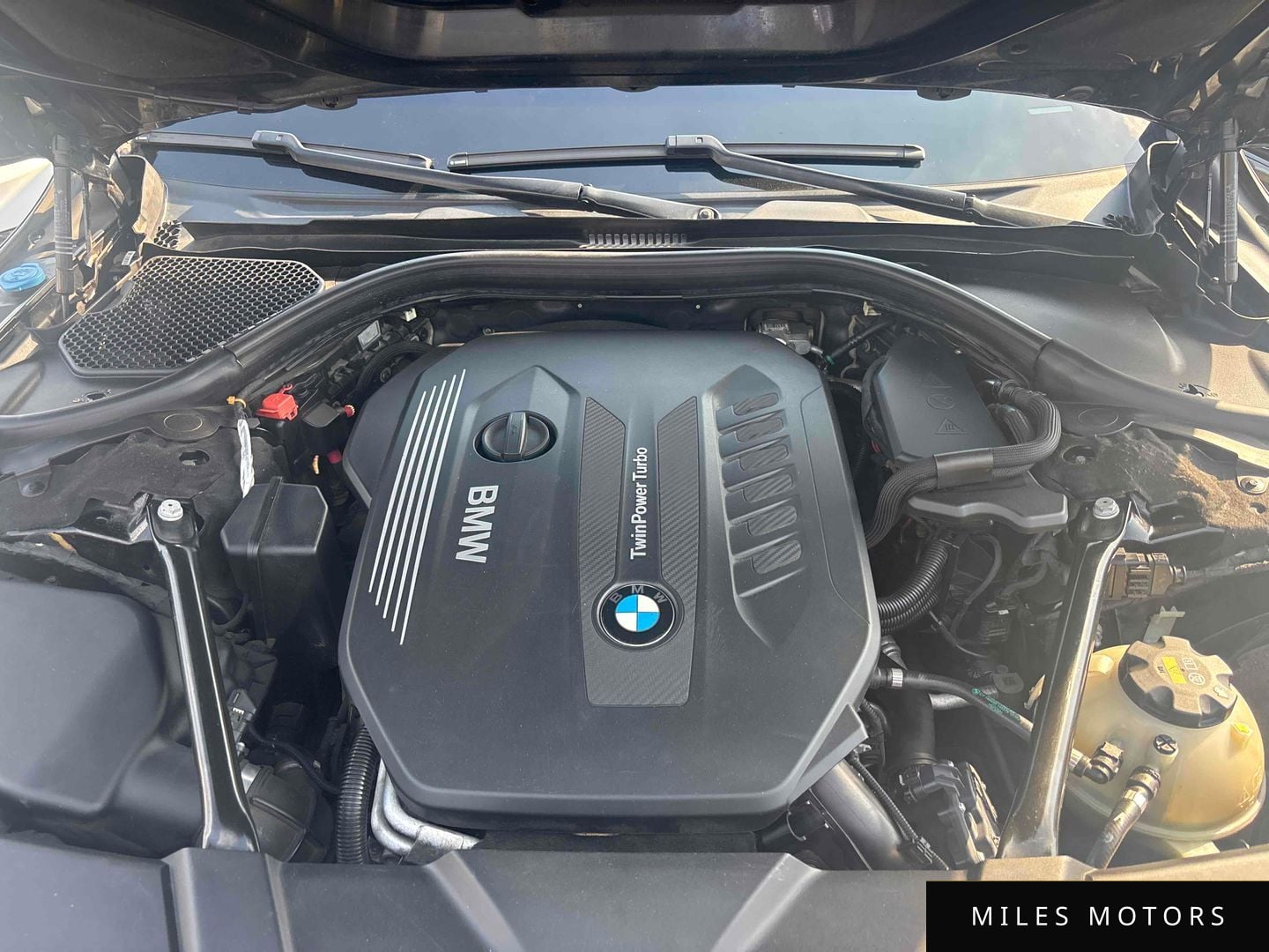 BMW 7 Series (G11) 2016 — миниатюра 6