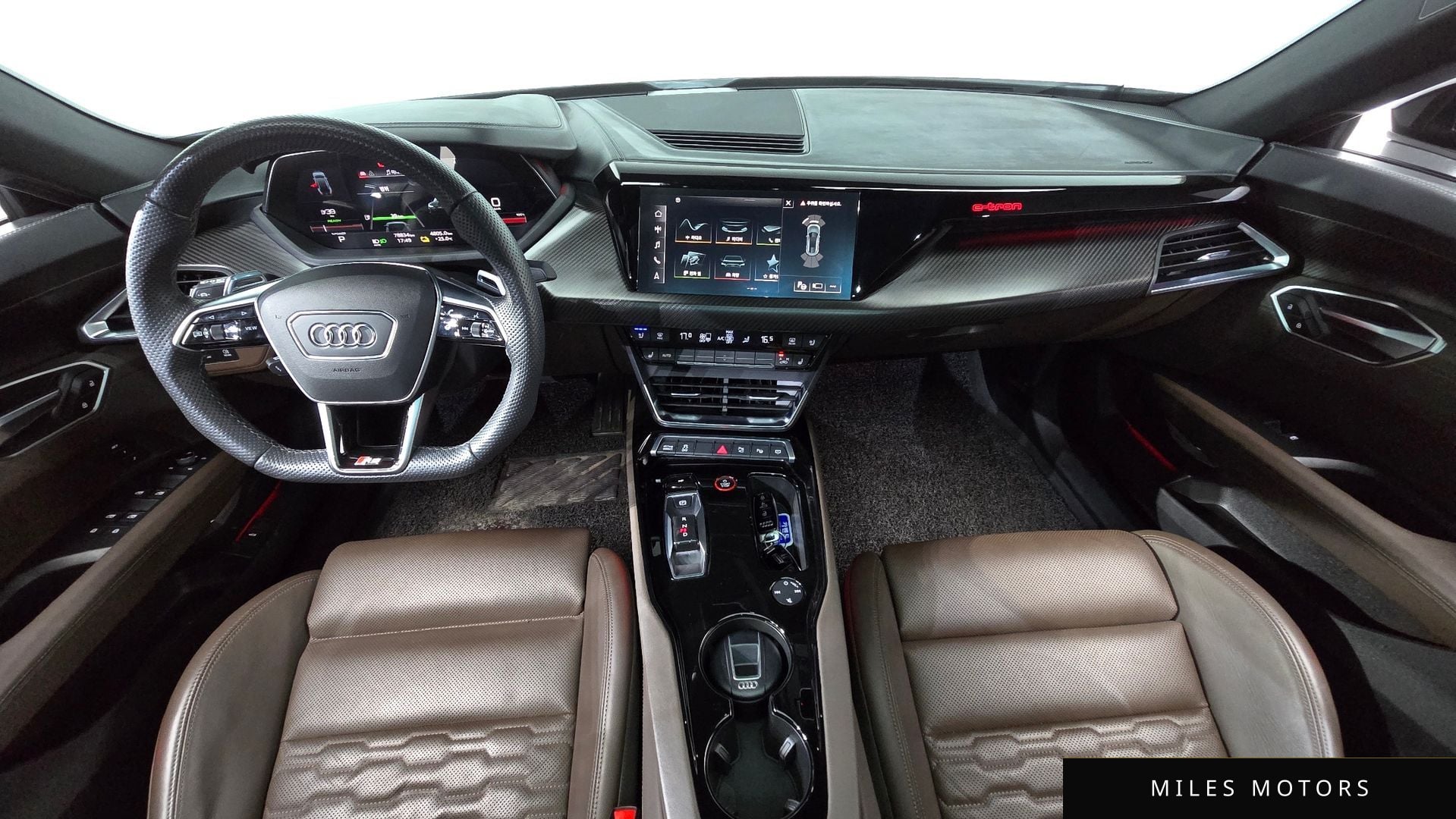 Audi e-tron GT 2022 — миниатюра 10