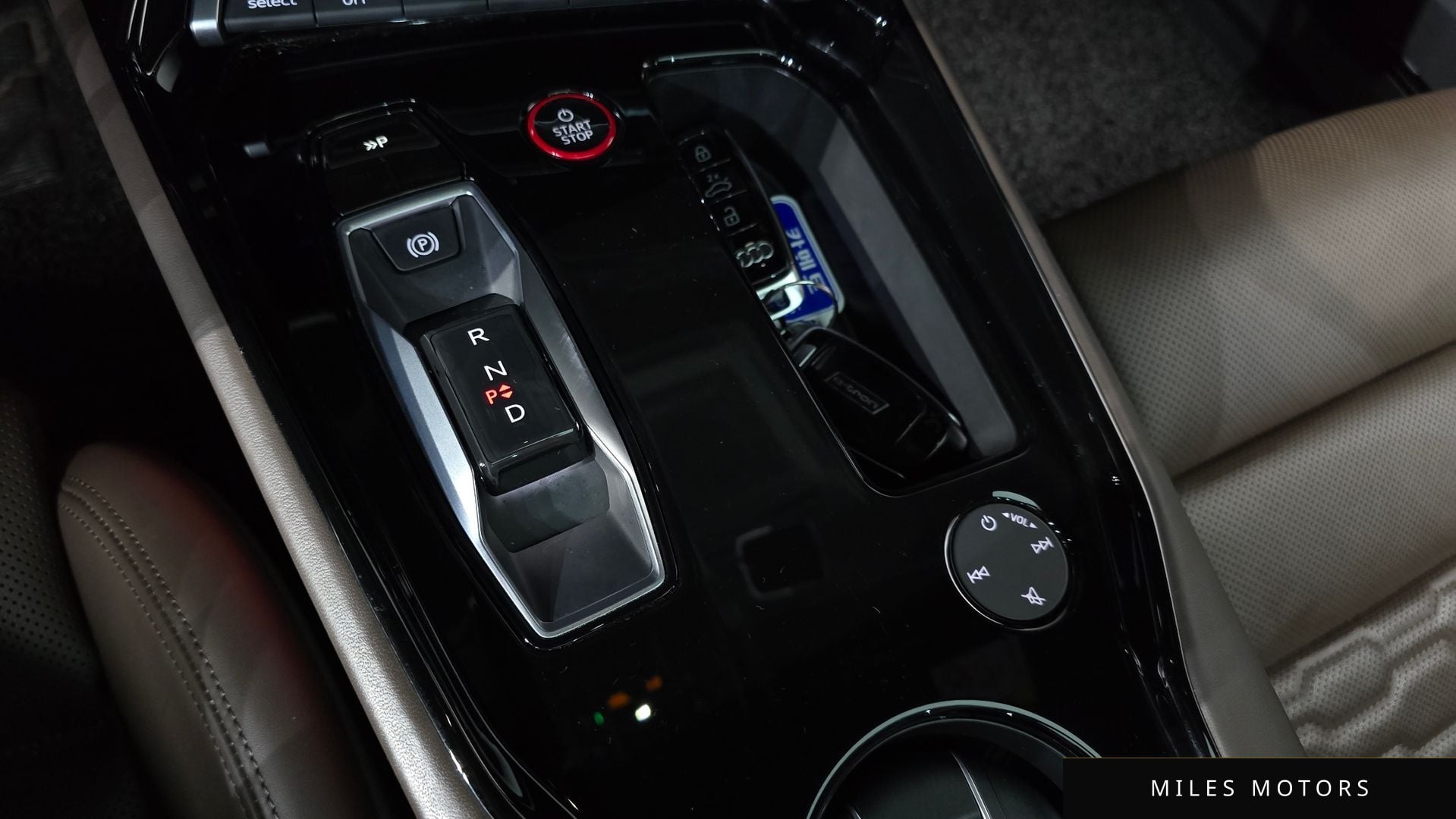 Audi e-tron GT 2022 — миниатюра 12