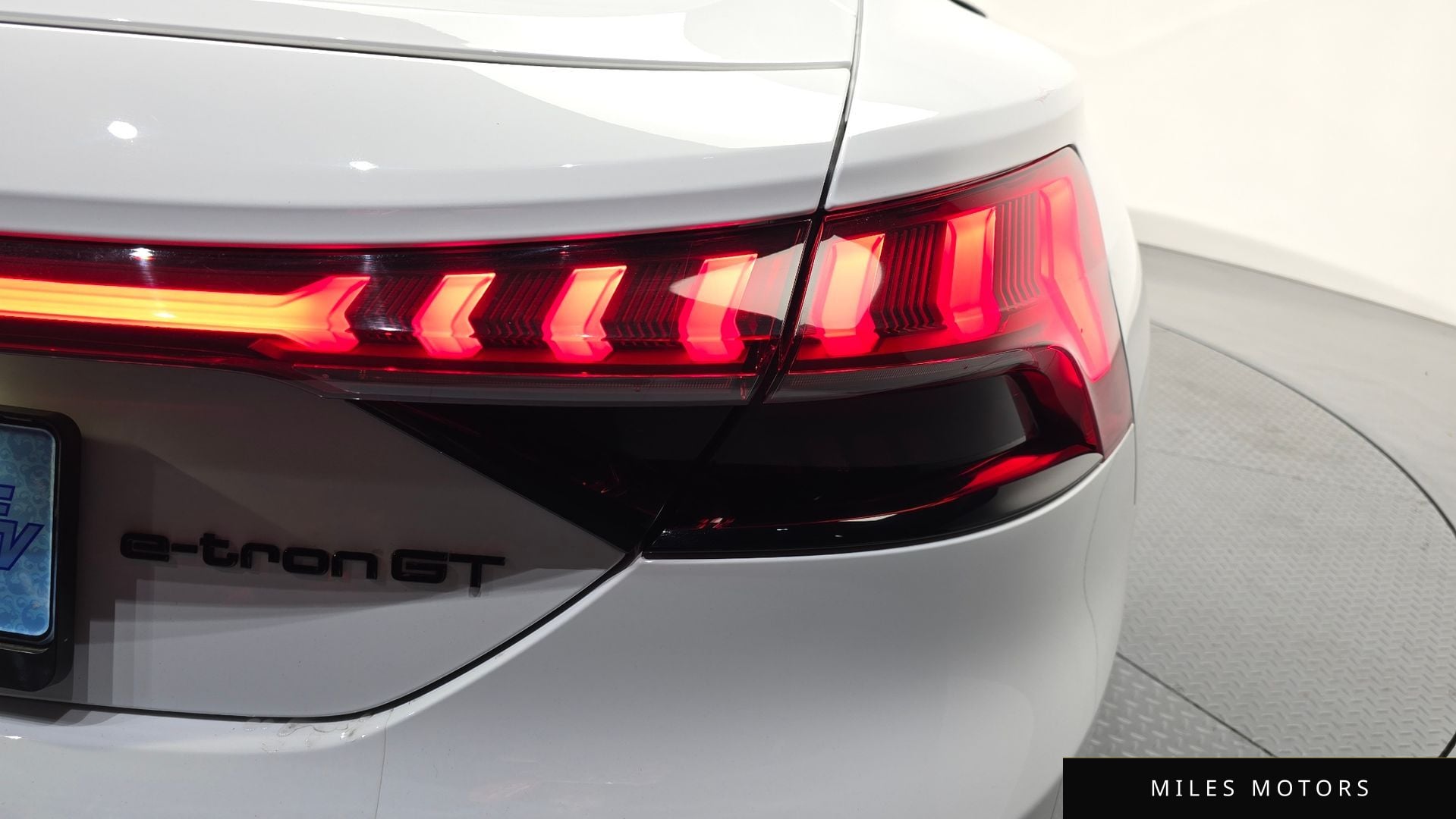 Audi e-tron GT 2022 — миниатюра 9