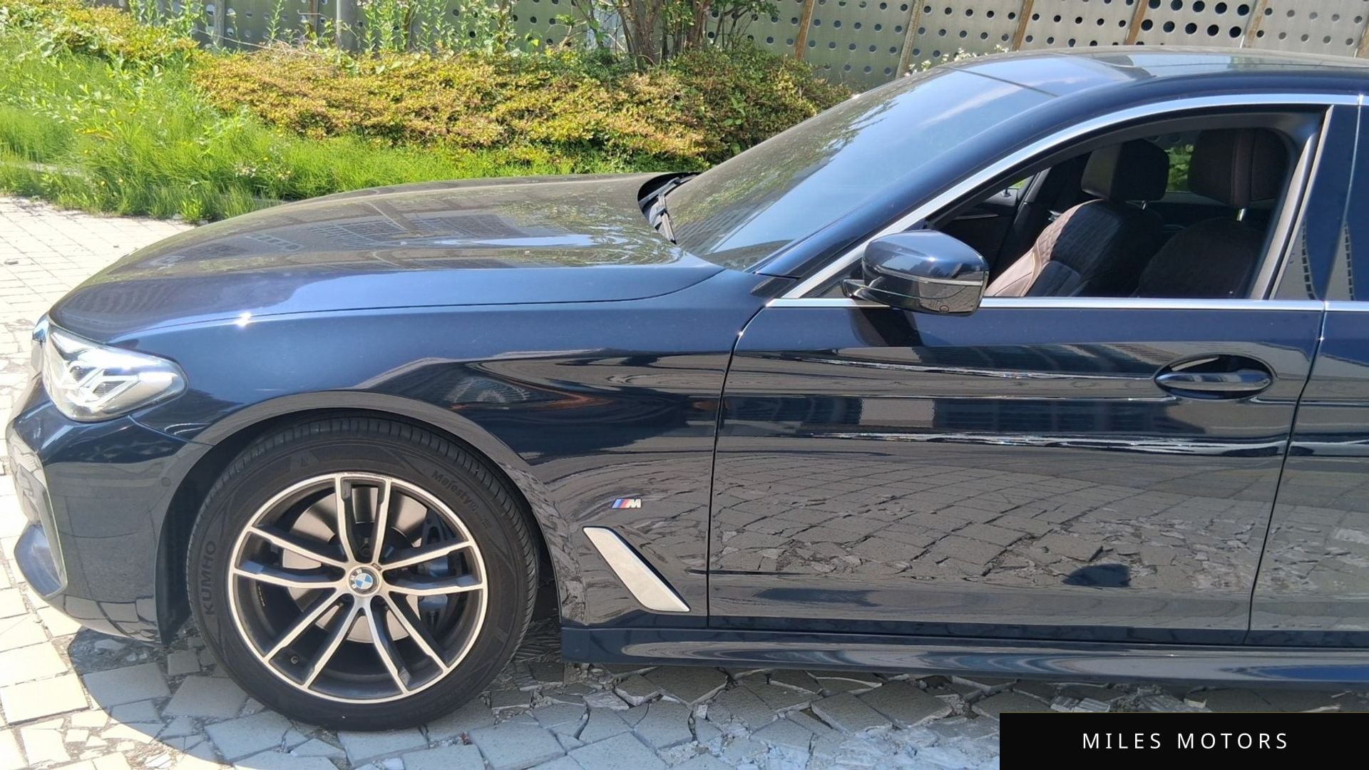 BMW 5 Series (G30) 2021 — миниатюра 4