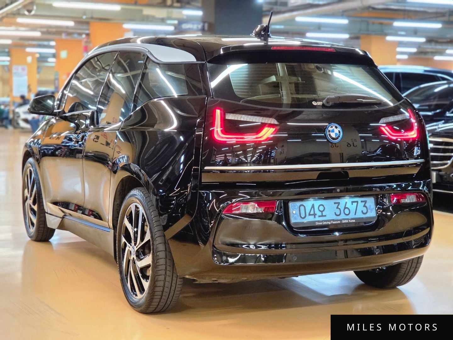 BMW i3 2021 — миниатюра 2