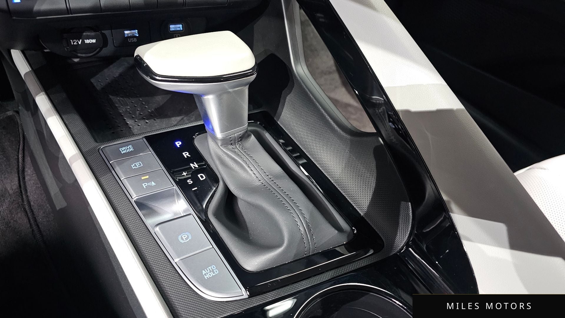 Hyundai AVANTE 2023 — миниатюра 9
