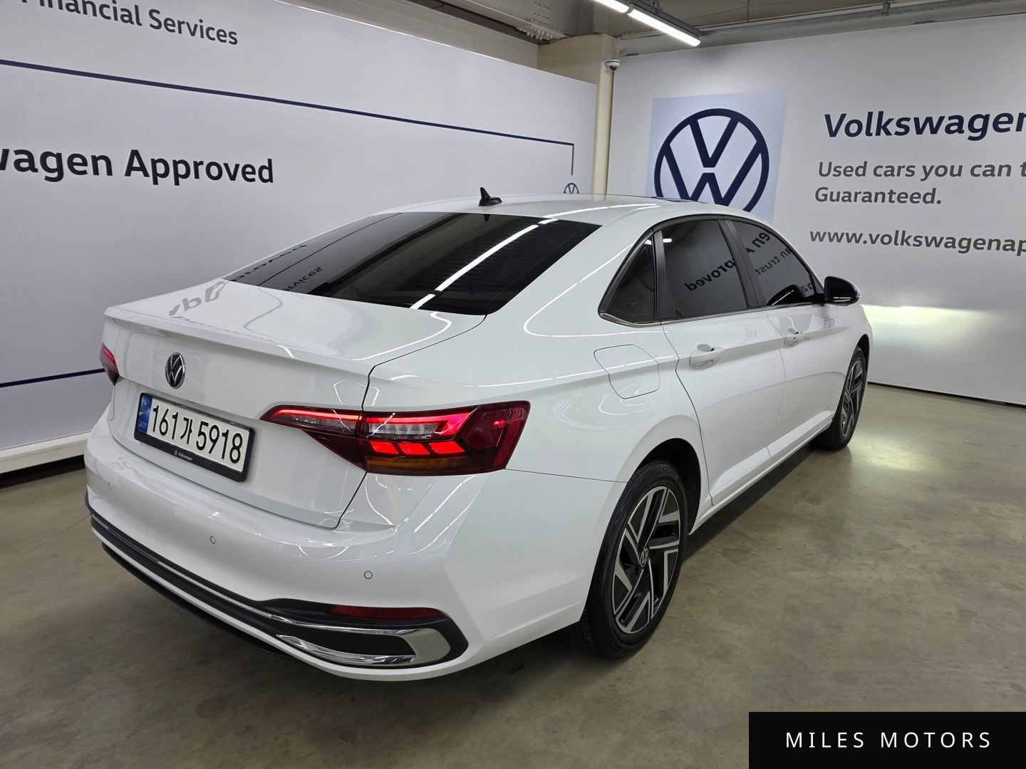 Volkswagen Jetta 2023 — миниатюра 2