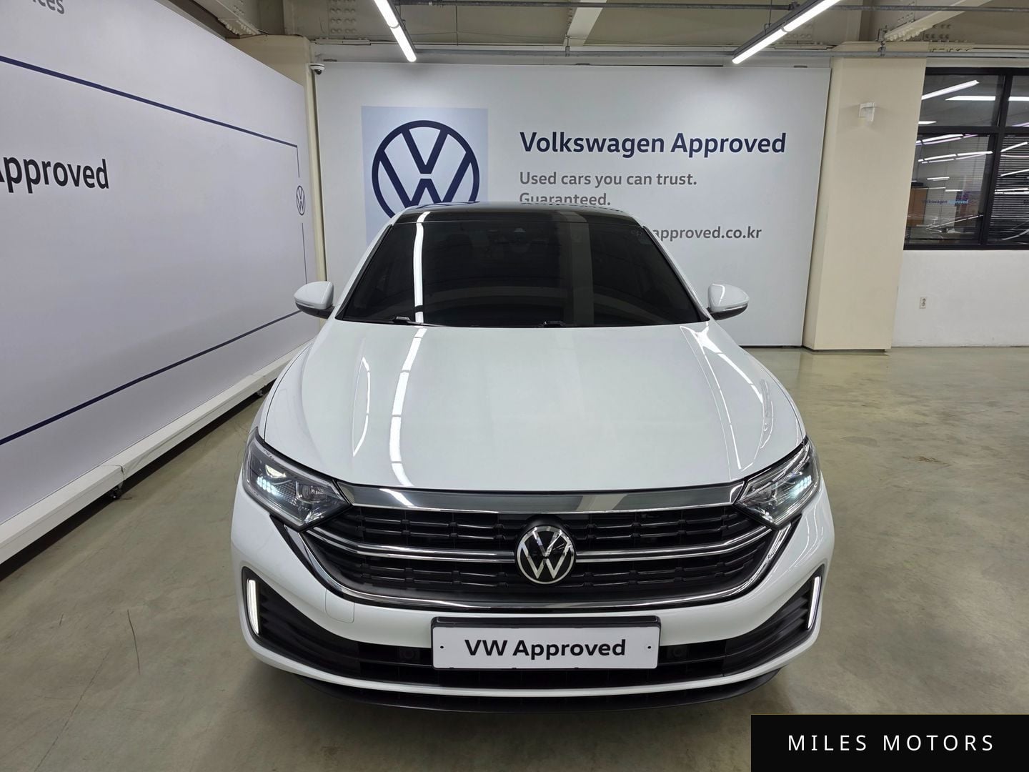 Volkswagen Jetta 2023 — миниатюра 3