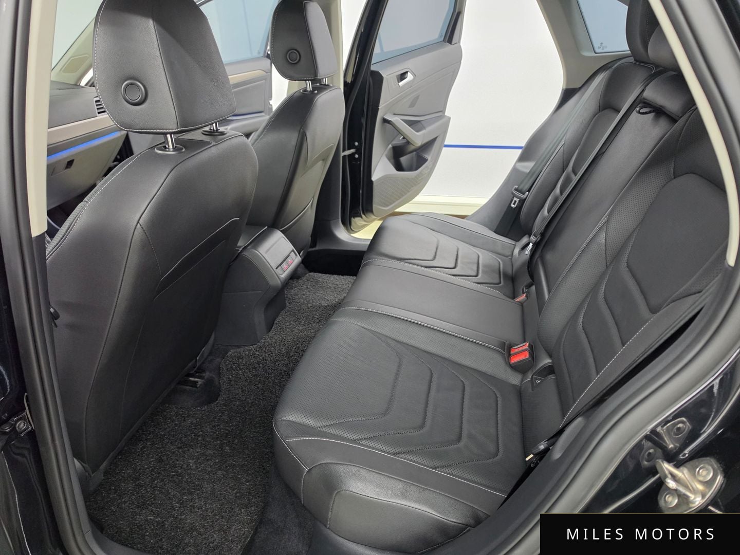 Volkswagen Jetta 2021 — миниатюра 10