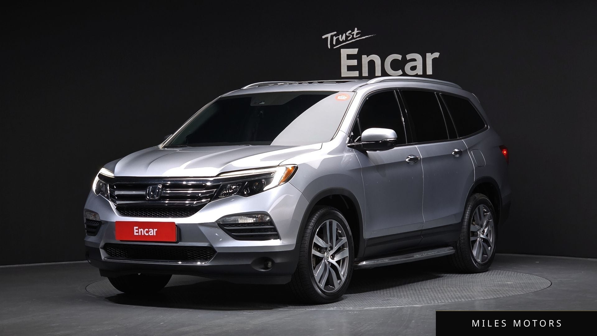 Honda Pilot 2017 — фото 1 из 12