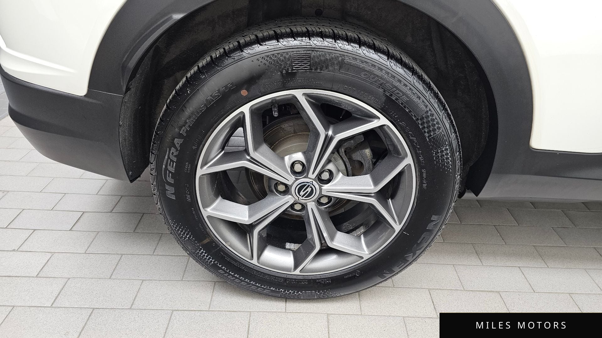 KG Mobility Beautiful Korando 2022 — миниатюра 5