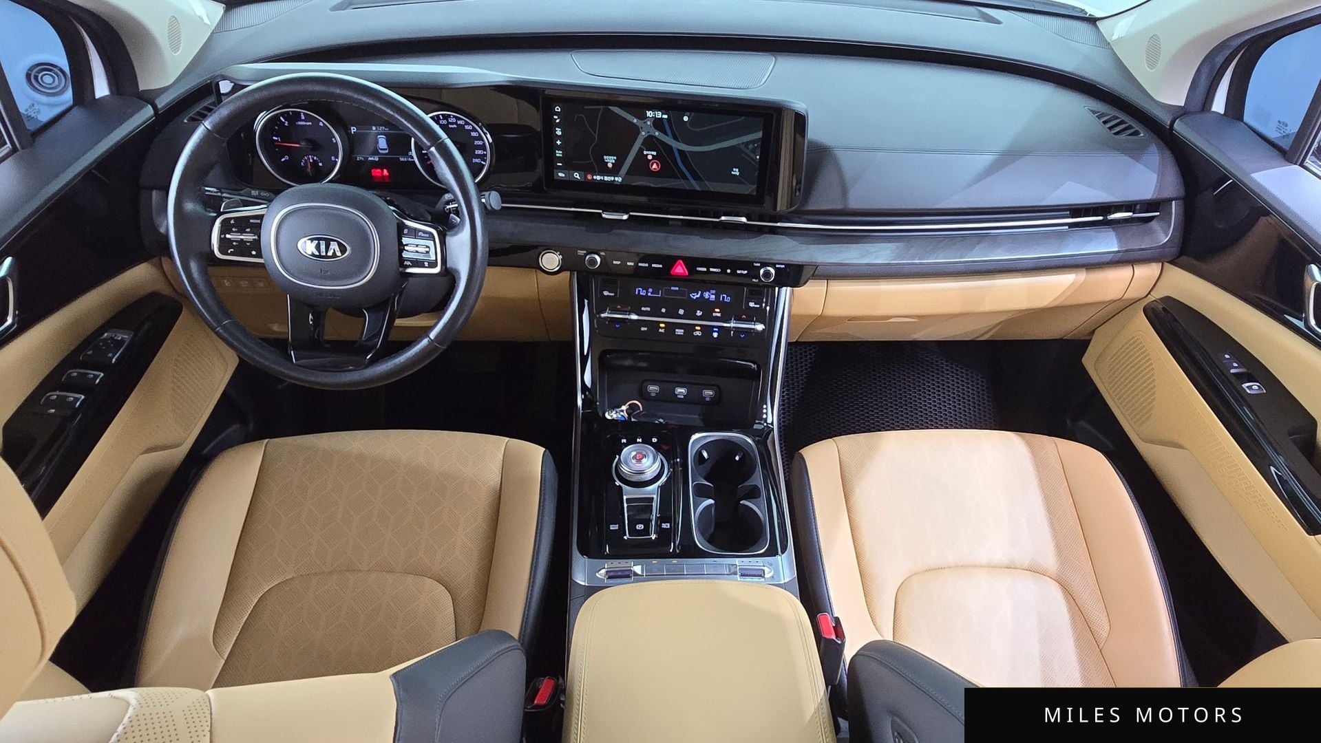 Kia Carnival 2021 — миниатюра 10