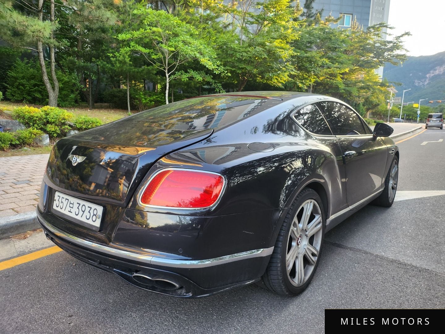 Bentley Continental GT 2015 — миниатюра 2