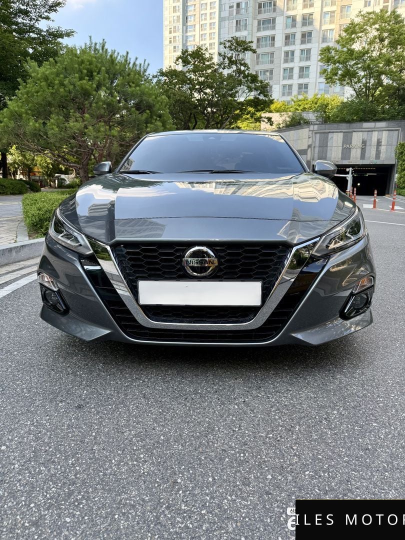 Nissan Altima 2019 — миниатюра 2