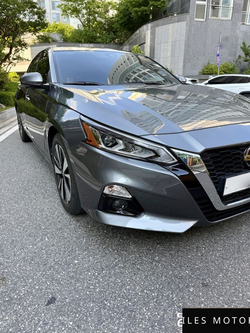 Nissan Altima 2019 — миниатюра 3