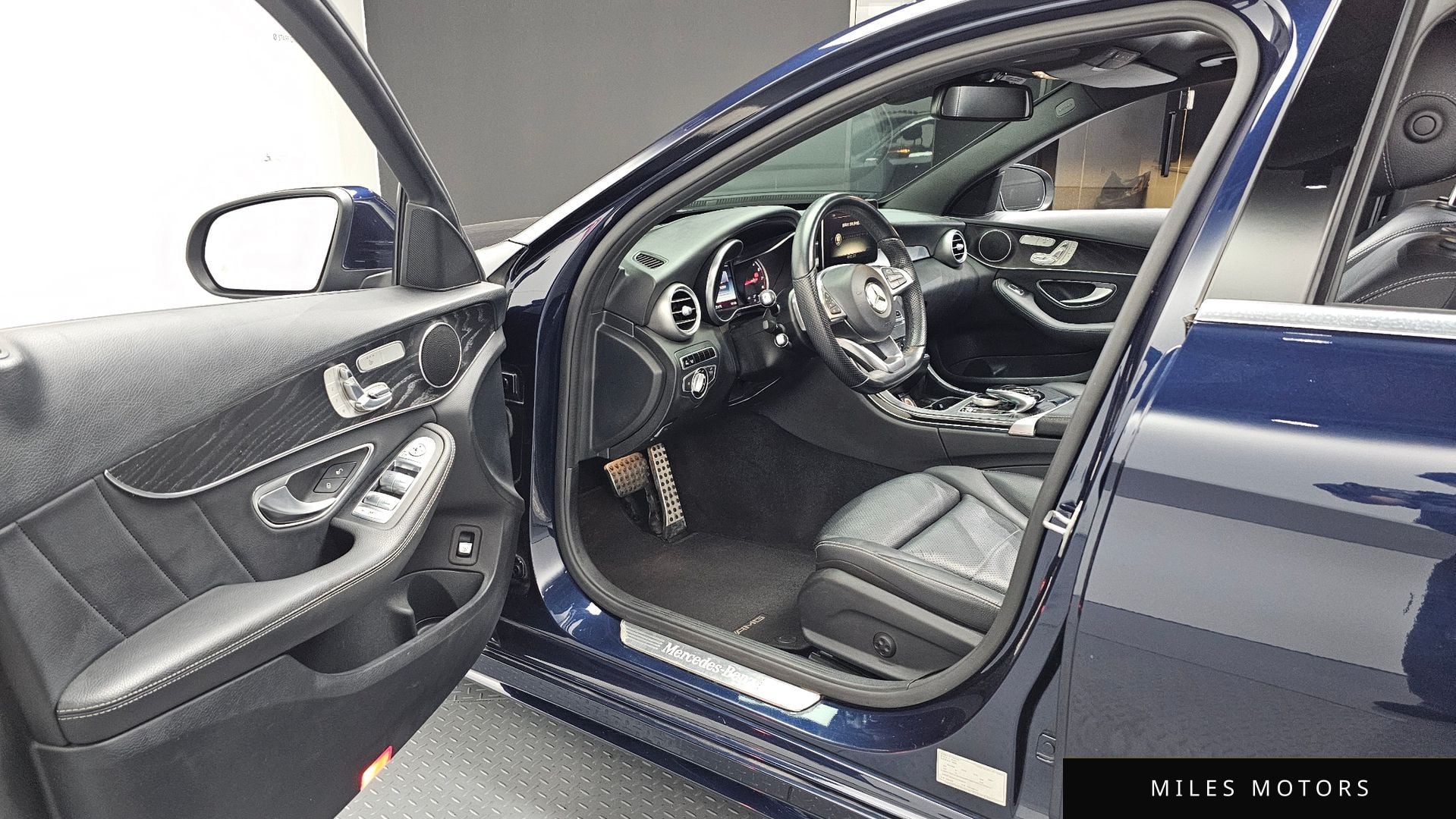 Mercedes-Benz C-Class W205 2017 — миниатюра 10