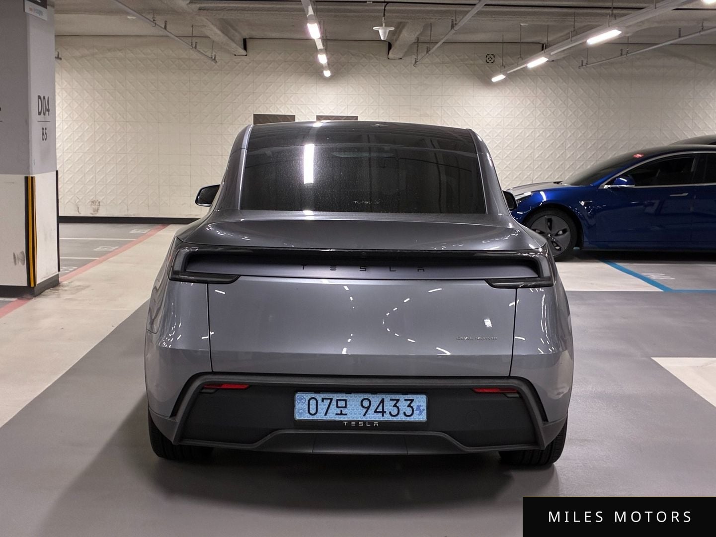 Tesla Model Y 2025 — миниатюра 6