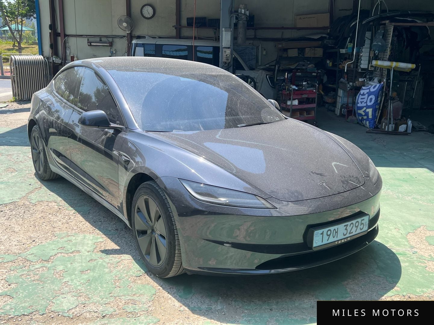 Tesla Model 3 2025 — миниатюра 2