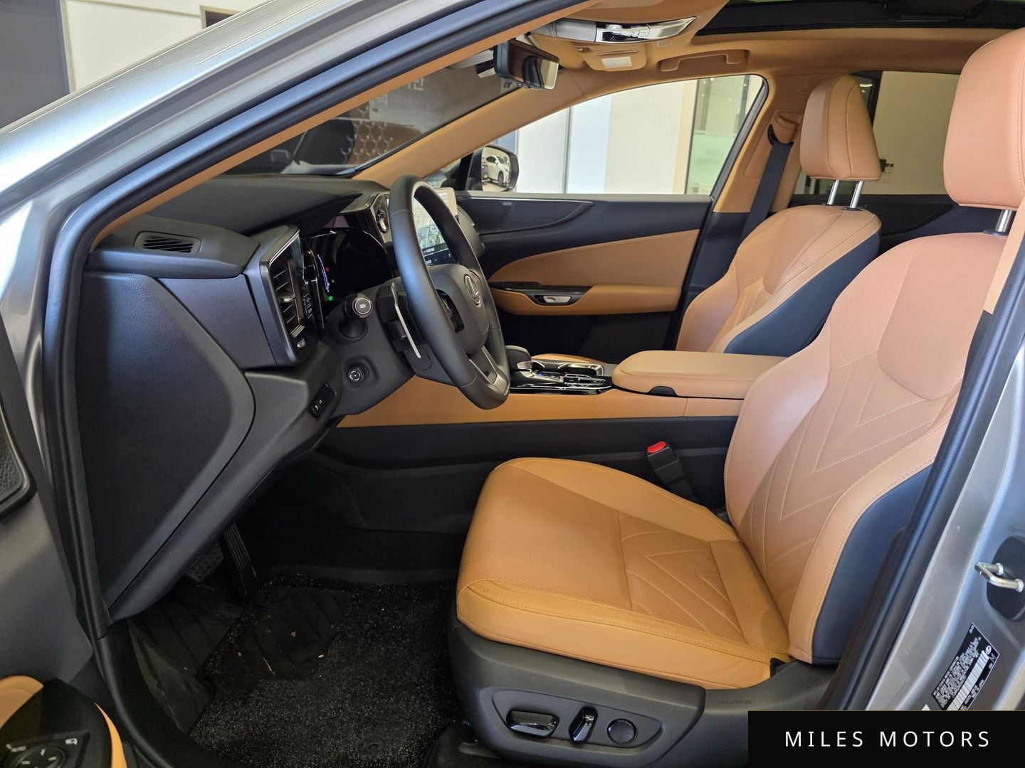 Лексус NX350h 2025 — миниатюра 10