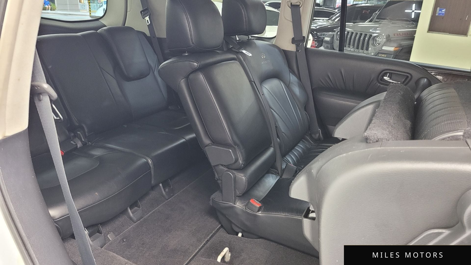 Infiniti QX56 2011 — миниатюра 12