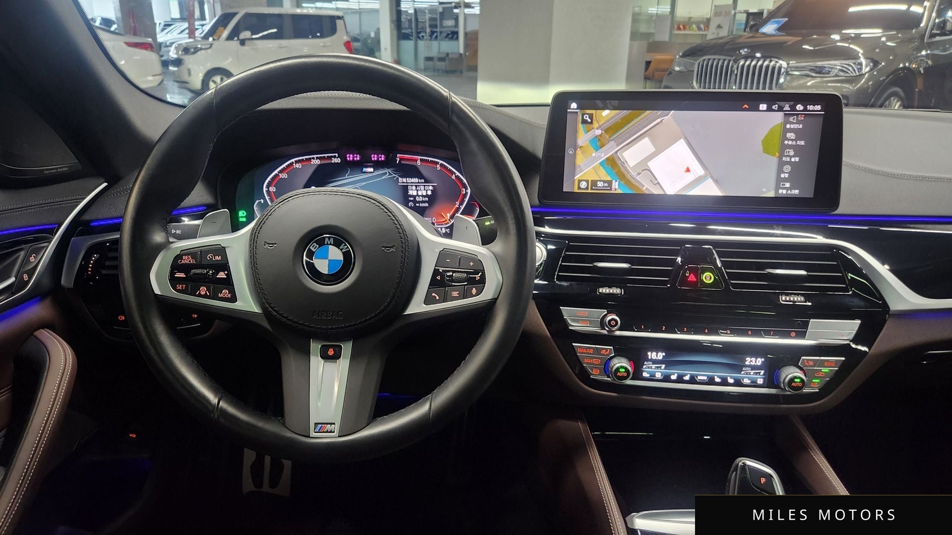 BMW 5 Series (G30) 2023 — миниатюра 12