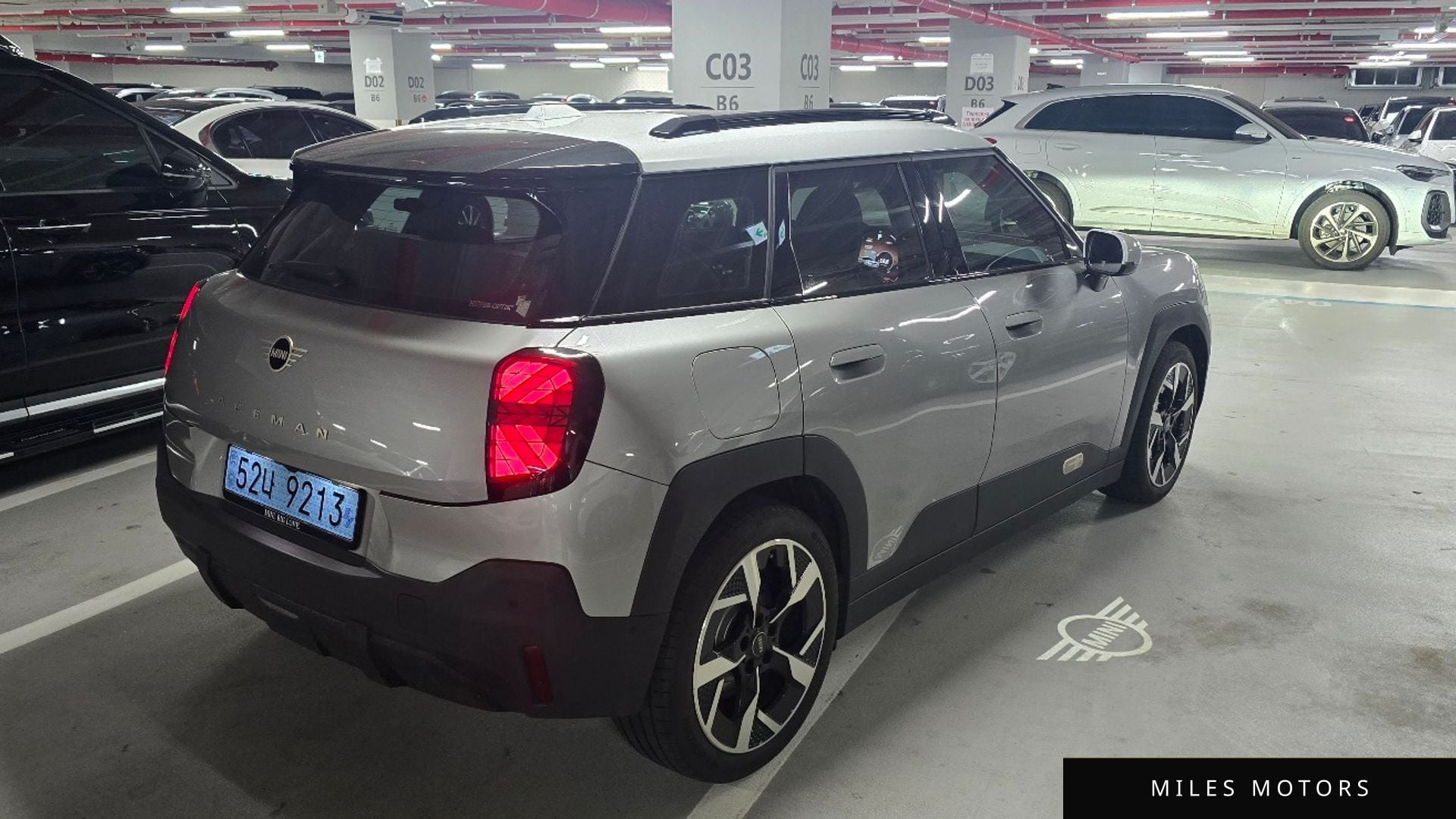 MINI Aceman 2025 — миниатюра 2