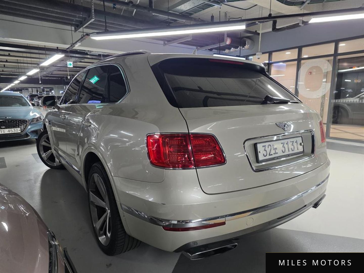 Bentley Bentayga 2018 — миниатюра 3