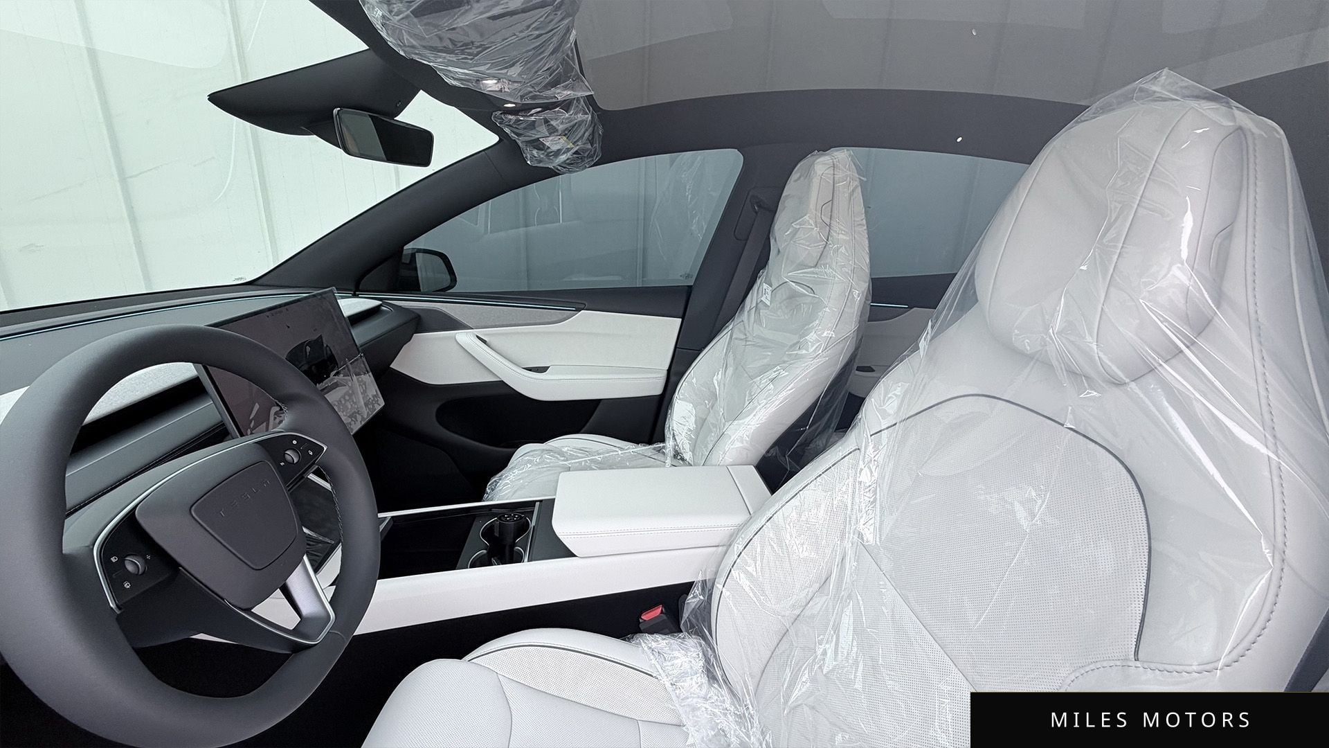 Tesla Model Y 2026 — миниатюра 7