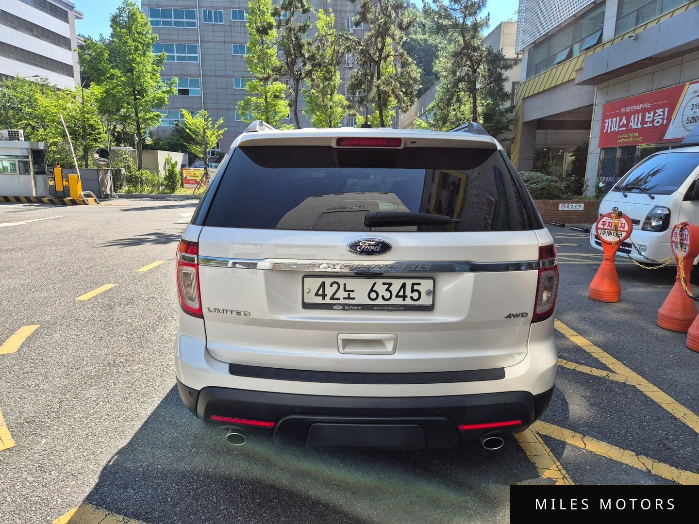 Ford Explorer 2014 — миниатюра 3