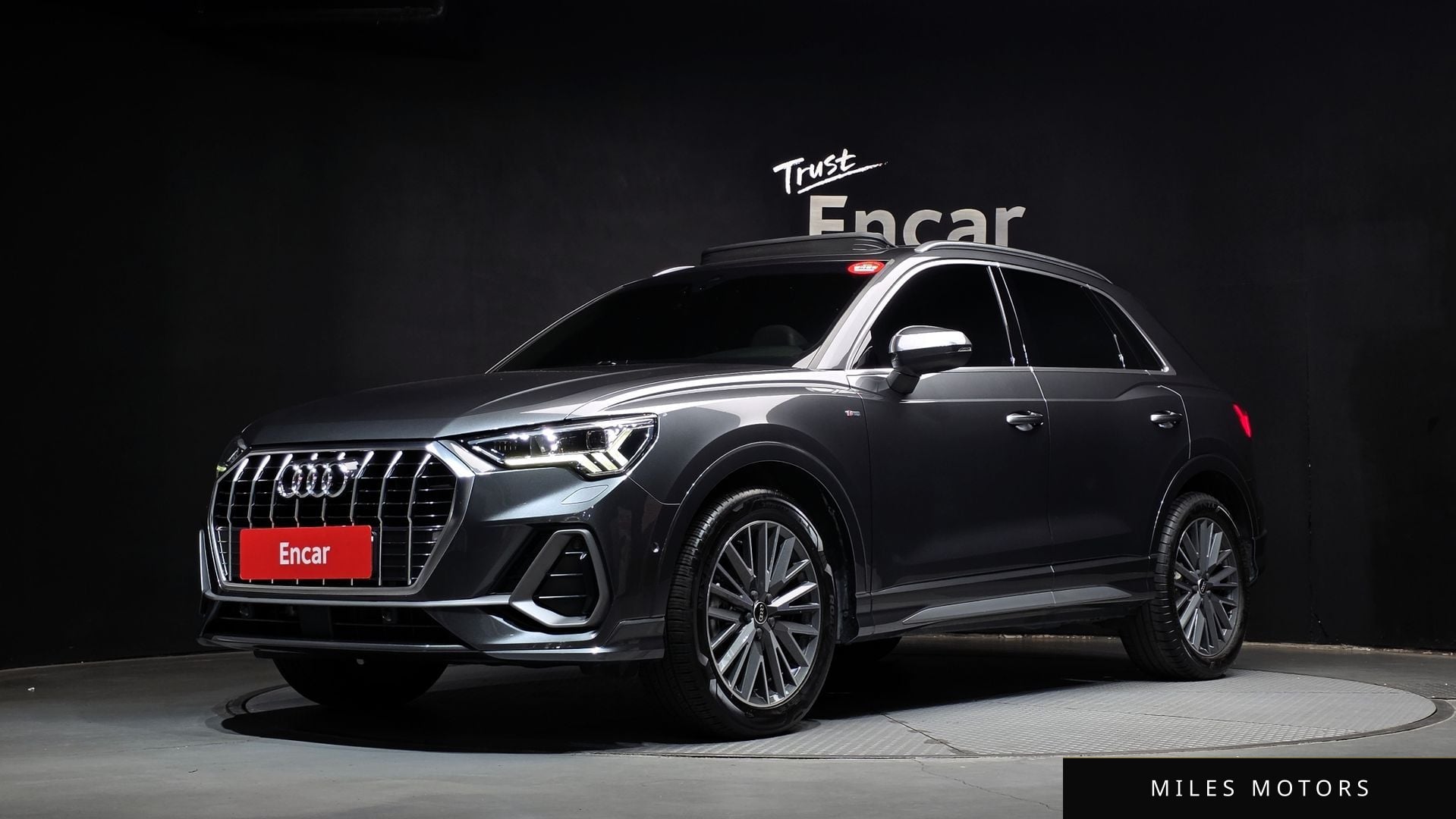 Audi Q3 (F3) 2022 — фото 1 из 12
