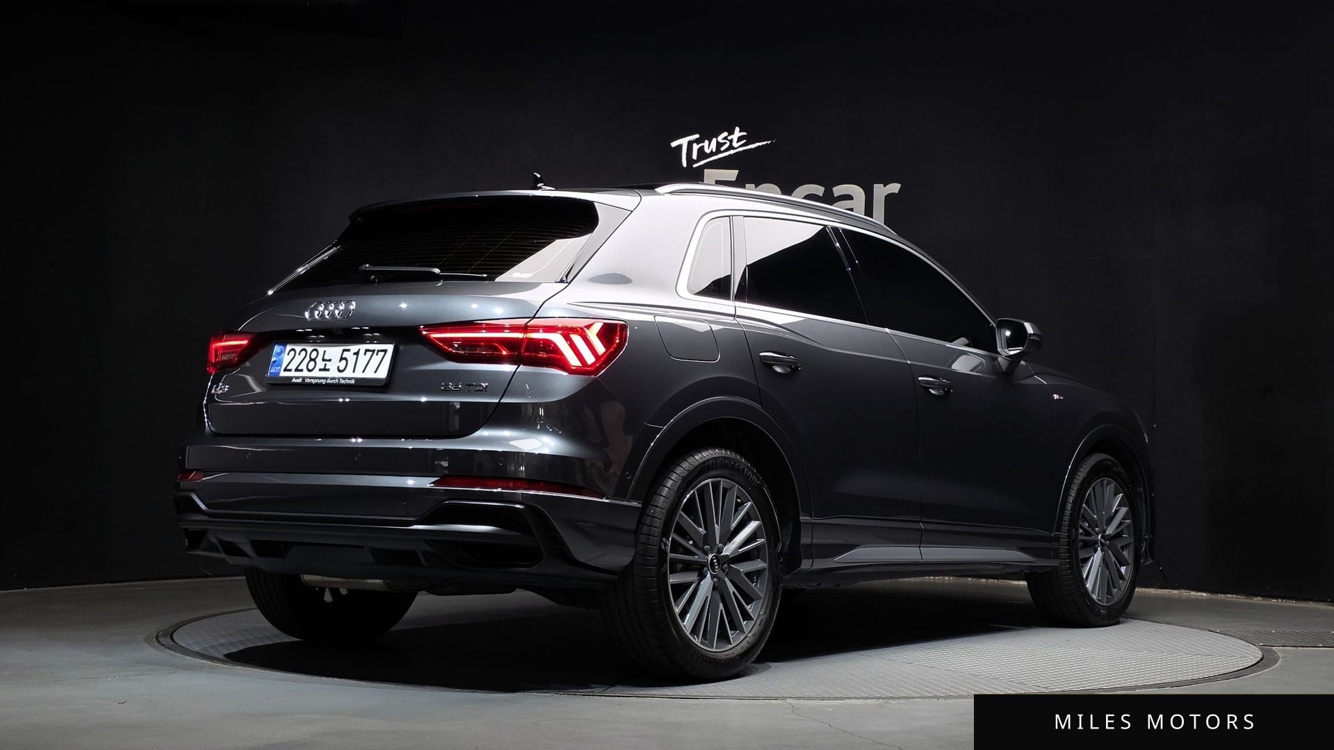Audi Q3 (F3) 2022 — миниатюра 2
