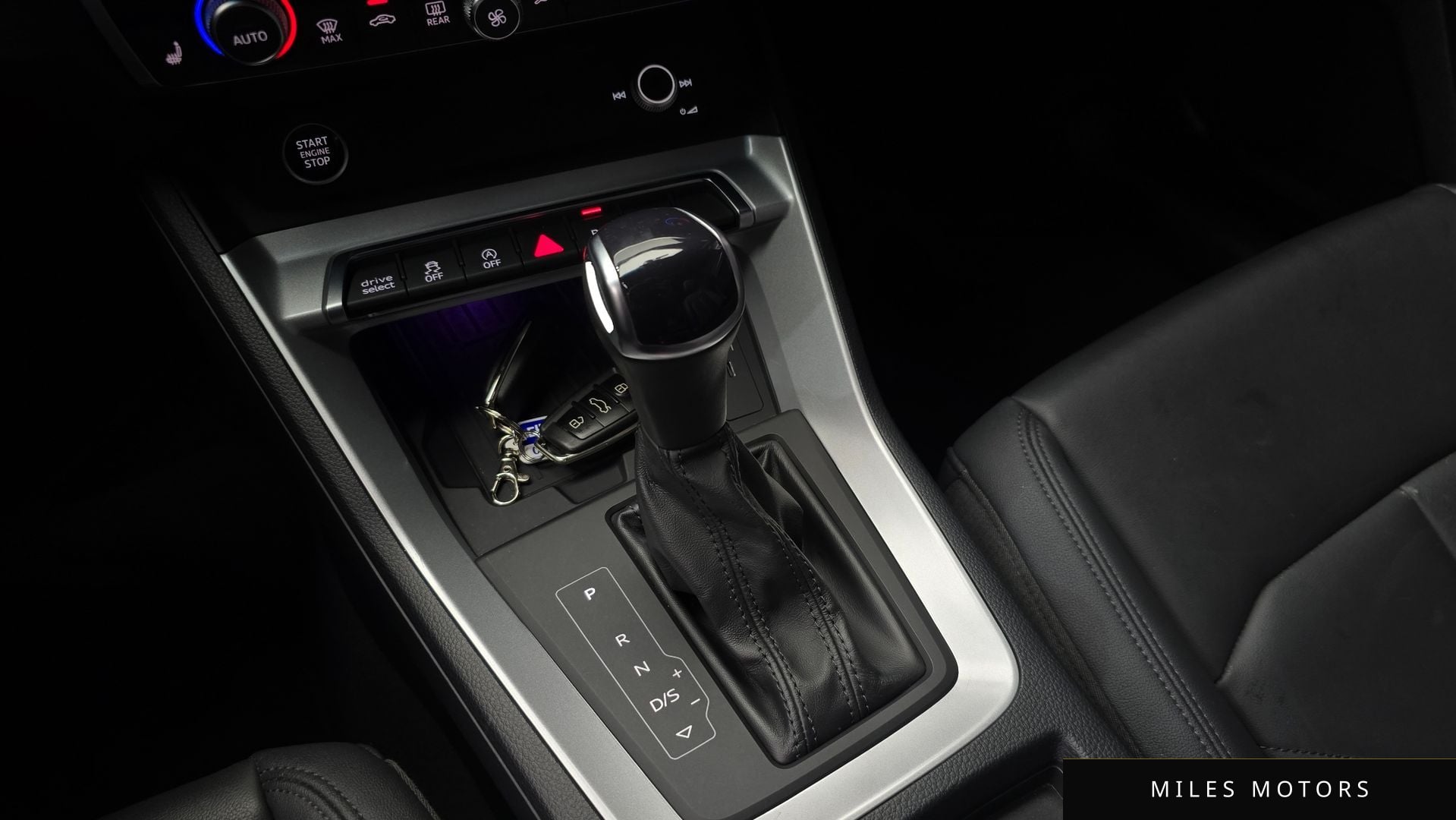 Audi Q3 (F3) 2022 — миниатюра 12