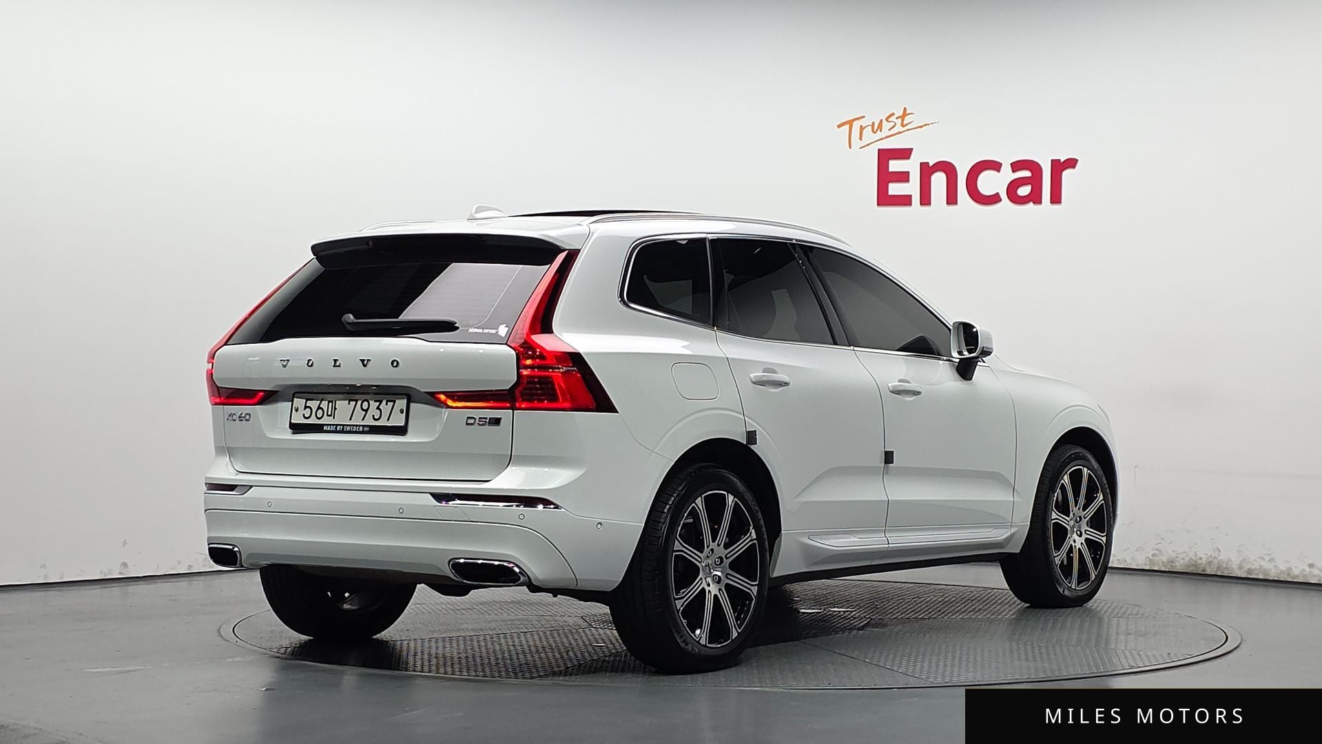 Volvo XC60 2019 — миниатюра 2