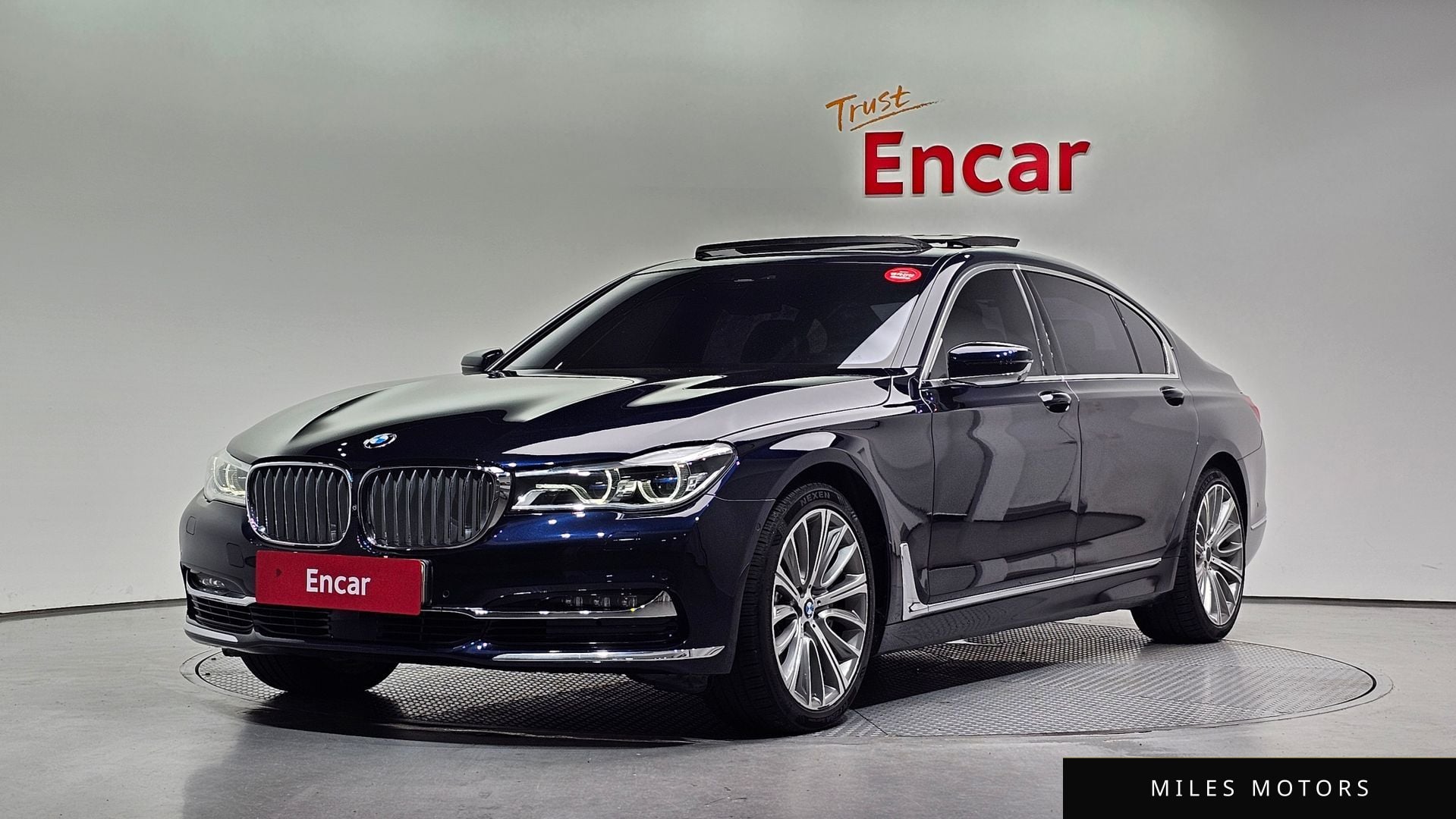 BMW 7 Series (G11) 2017 — фото 1 из 12