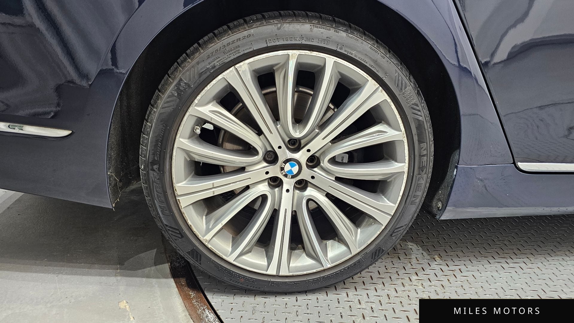 BMW 7 Series (G11) 2017 — миниатюра 5