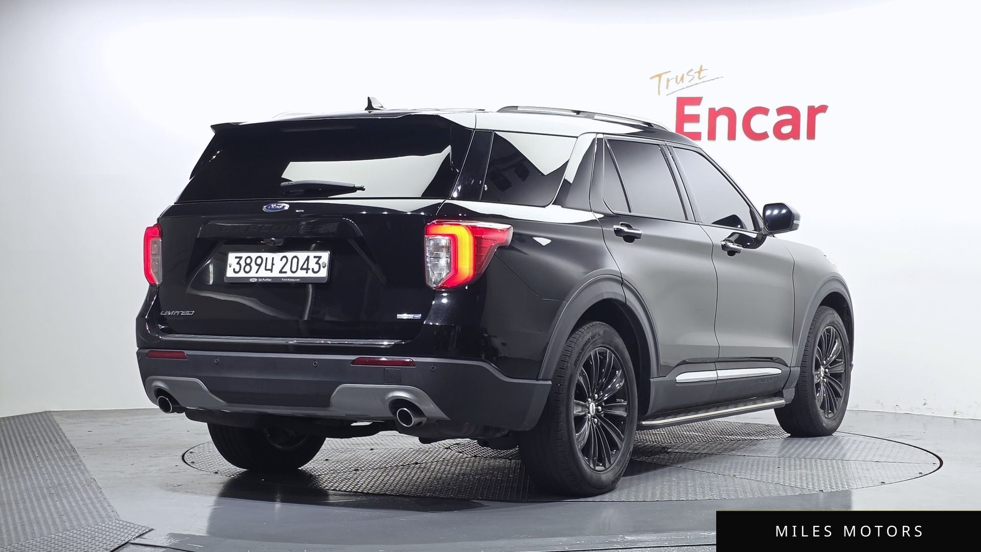 Ford Explorer 2020 — миниатюра 2