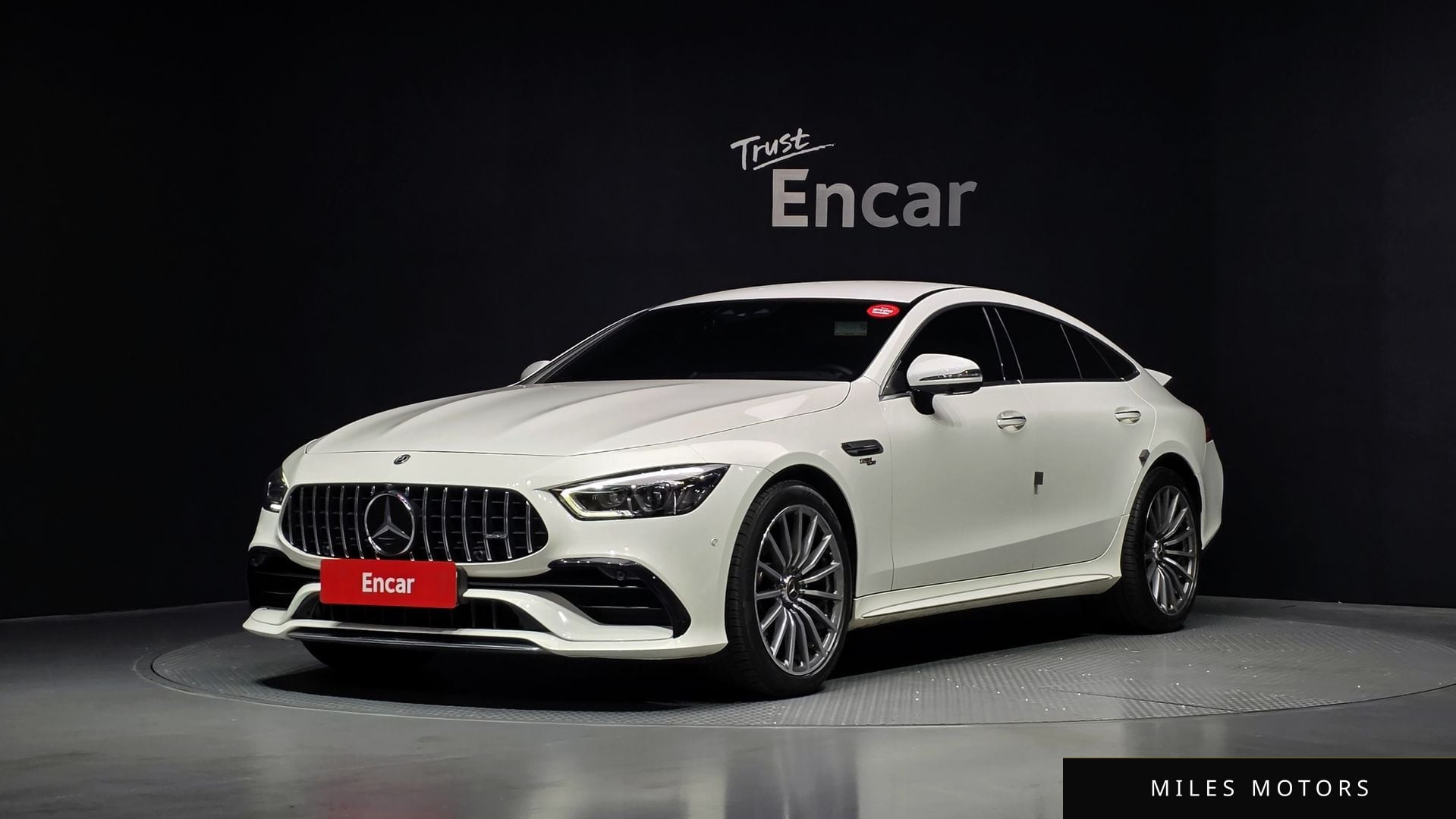 Mercedes-Benz AMG GT 2019 — фото 1 из 12