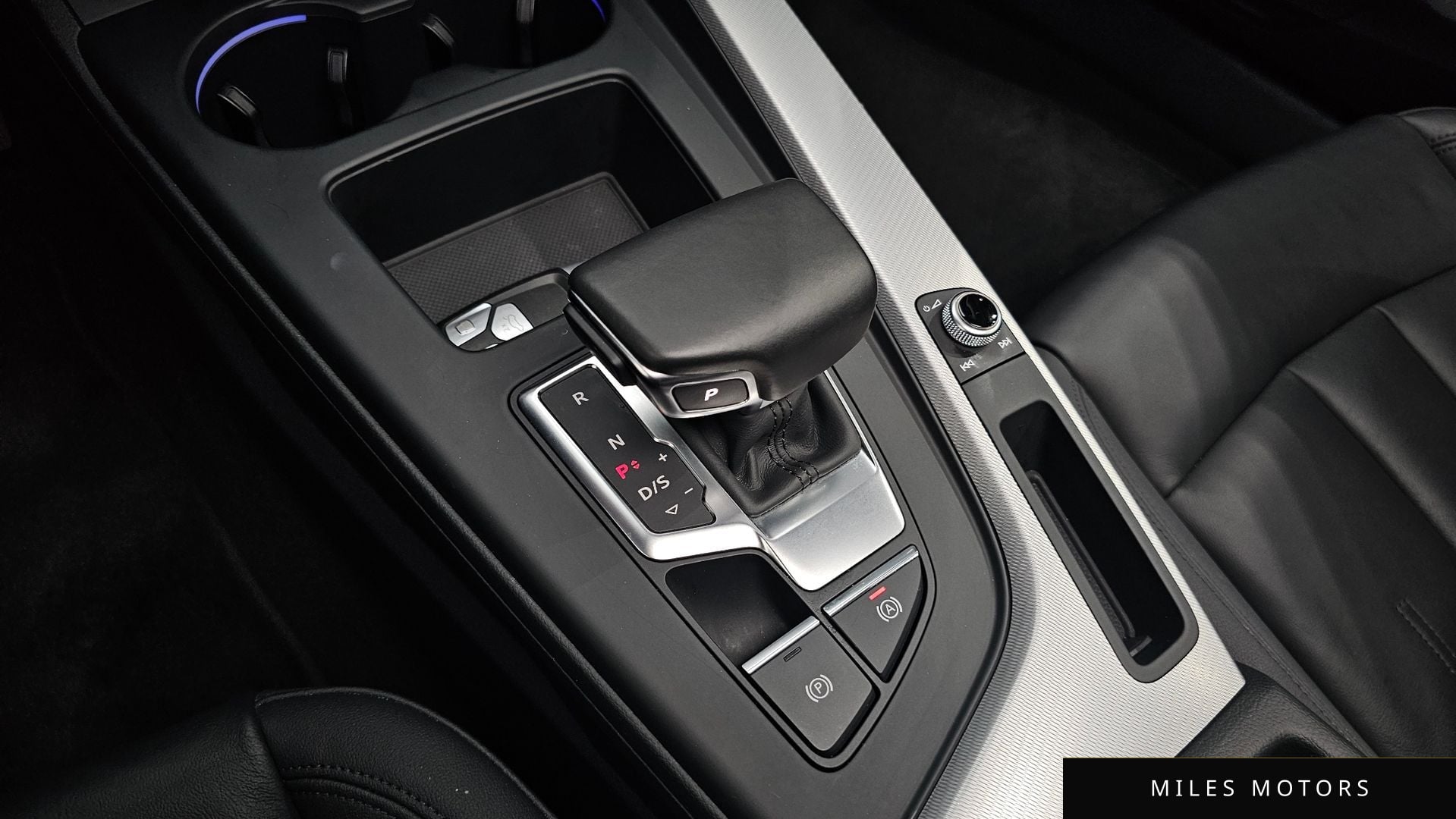 Audi A4 (B9) 2021 — миниатюра 11