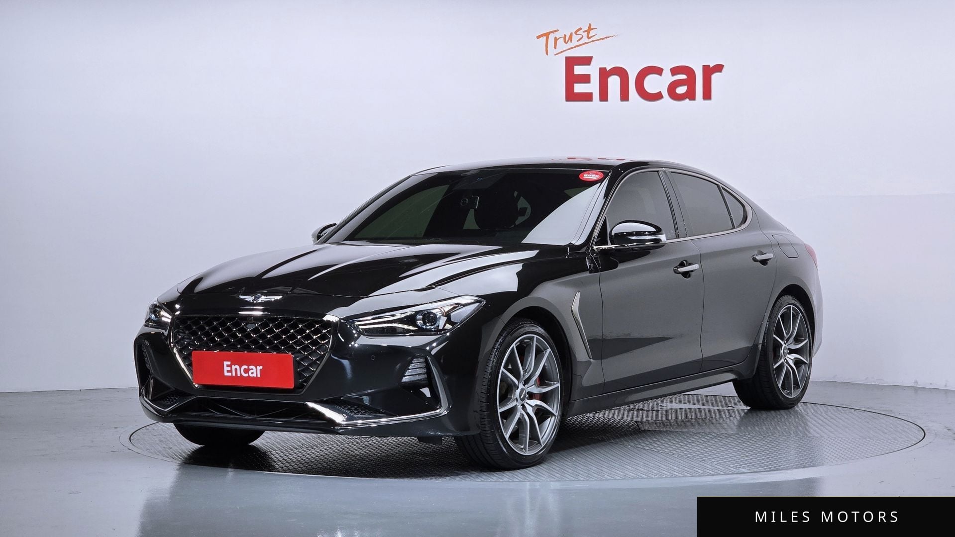 Genesis G70 2018 — фото 1 из 12