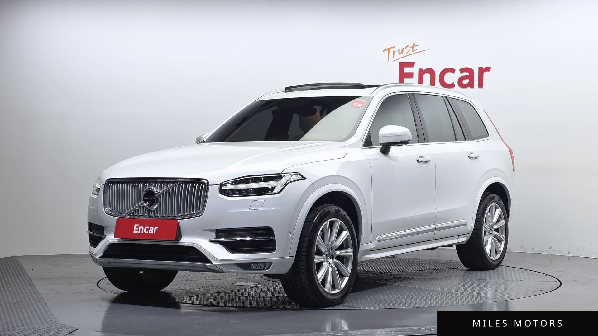 Volvo XC90 2019 — фото 1 из 12