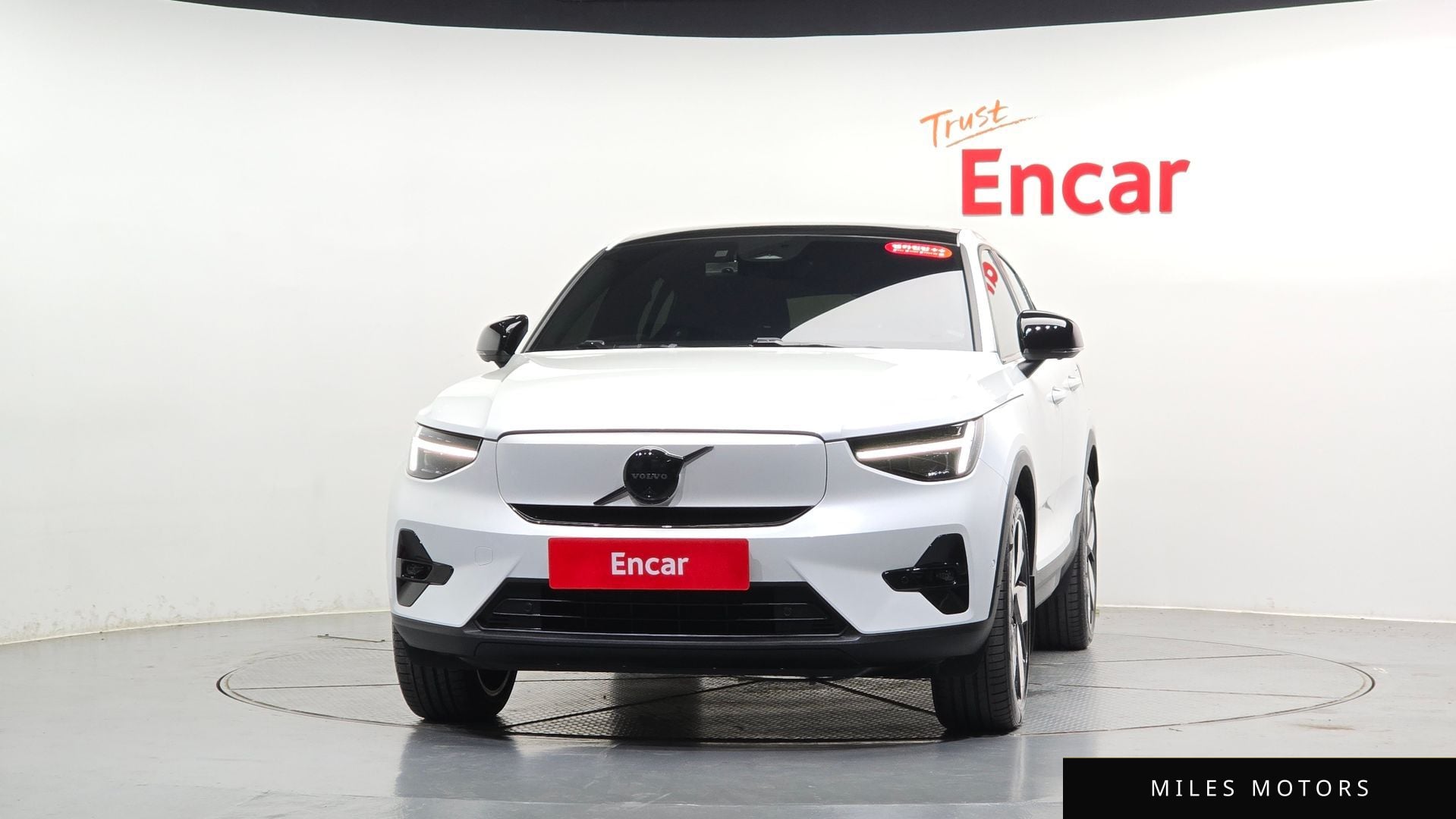 Volvo C40 2023 — миниатюра 2