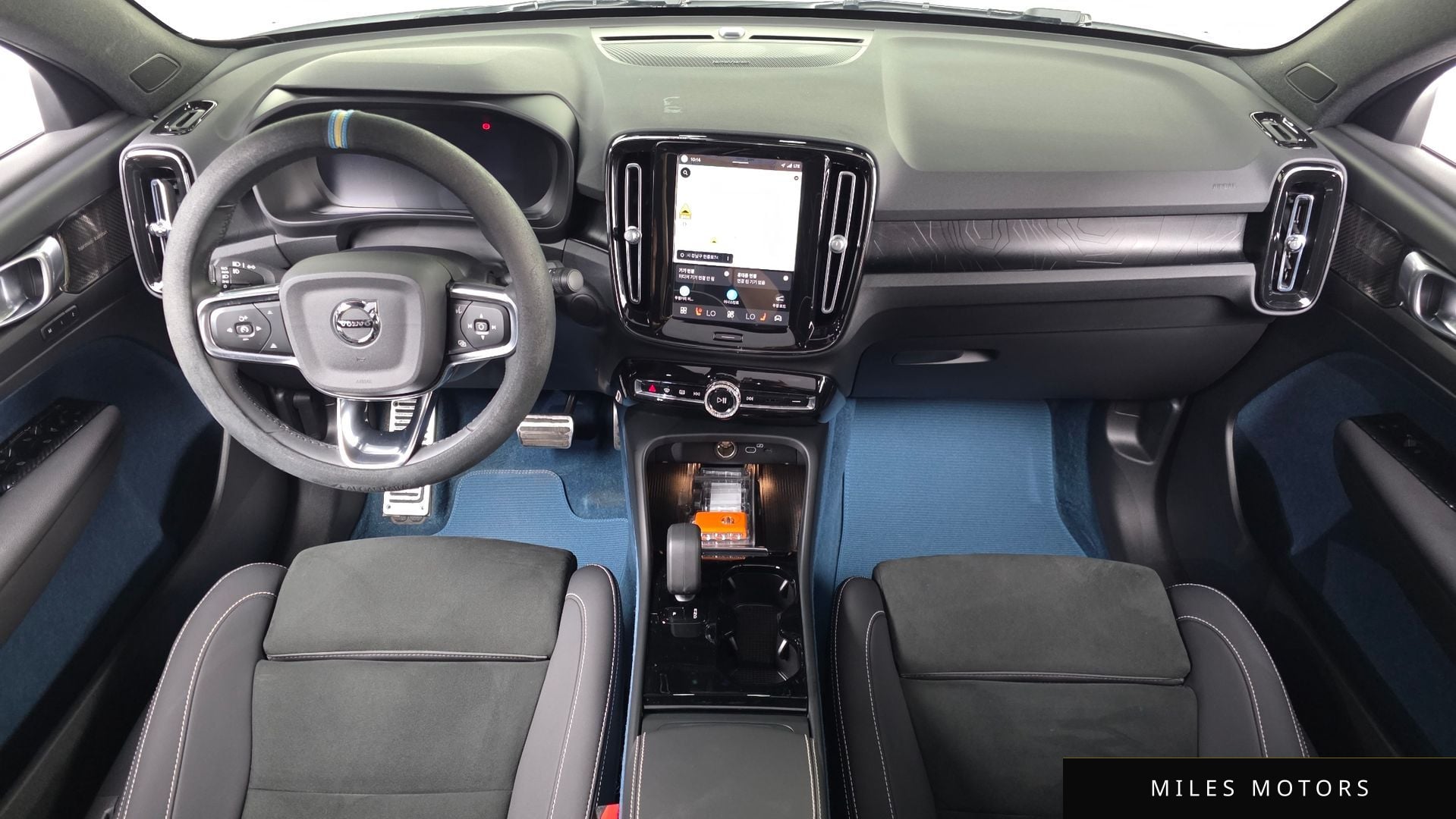 Volvo C40 2023 — миниатюра 9