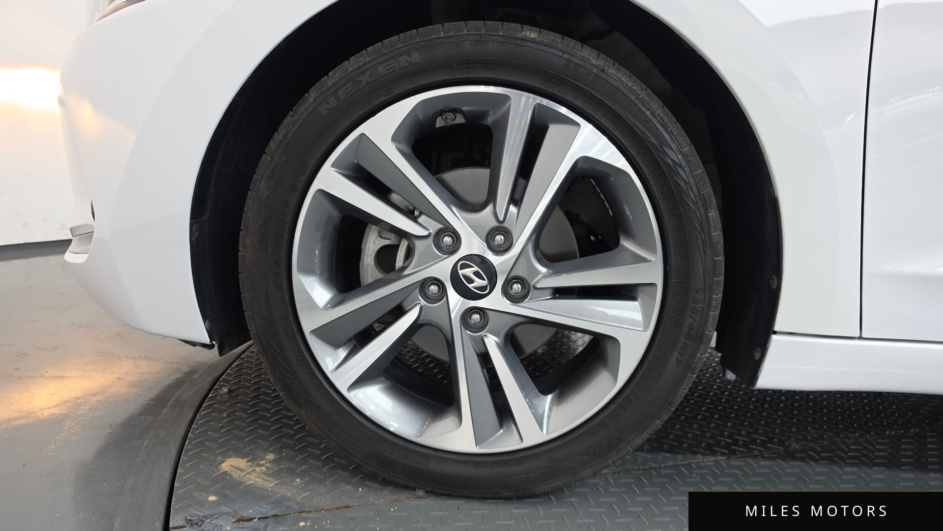Hyundai AVANTE 2018 — миниатюра 5