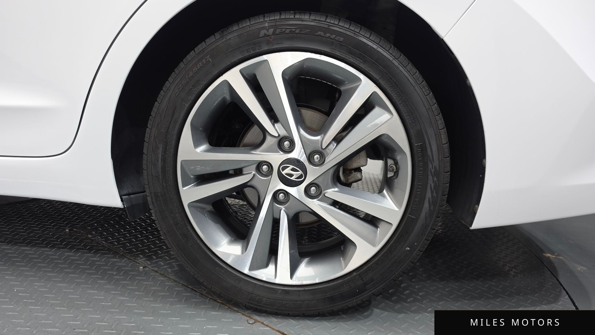 Hyundai AVANTE 2018 — миниатюра 7