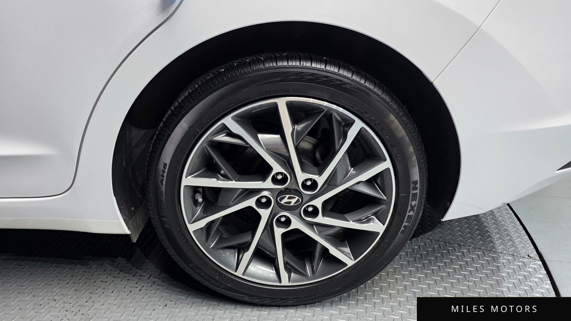 Hyundai AVANTE 2019 — миниатюра 7