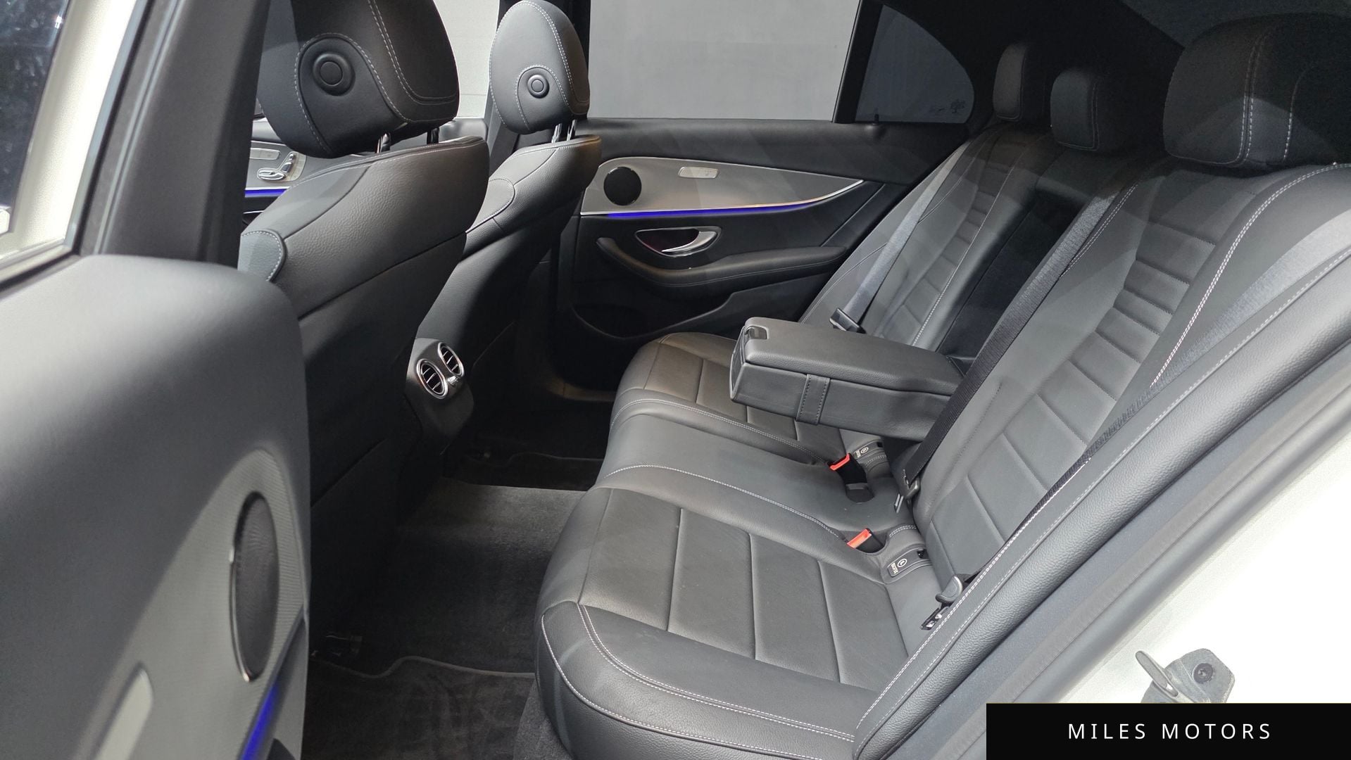 Mercedes-Benz E-Class W213 2019 — миниатюра 12