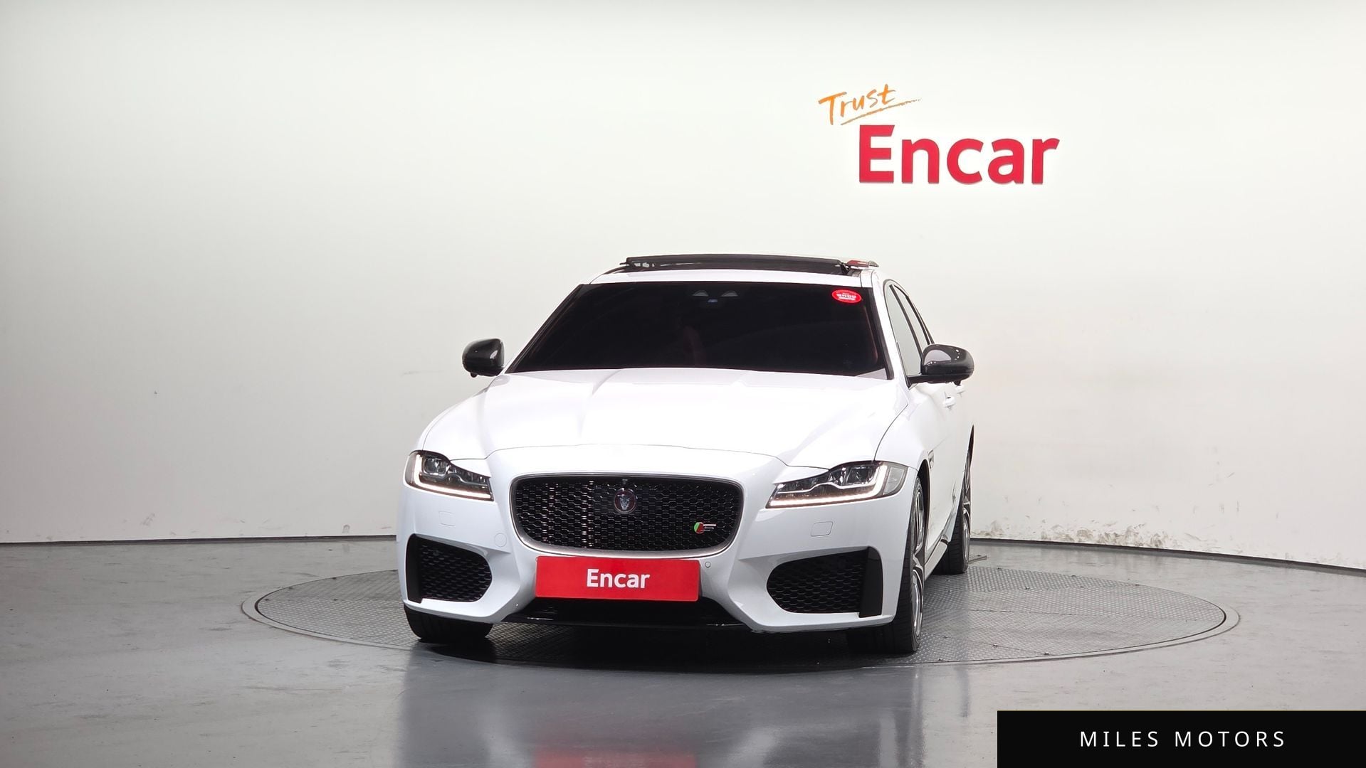 Jaguar XF (X260) 2017 — миниатюра 3