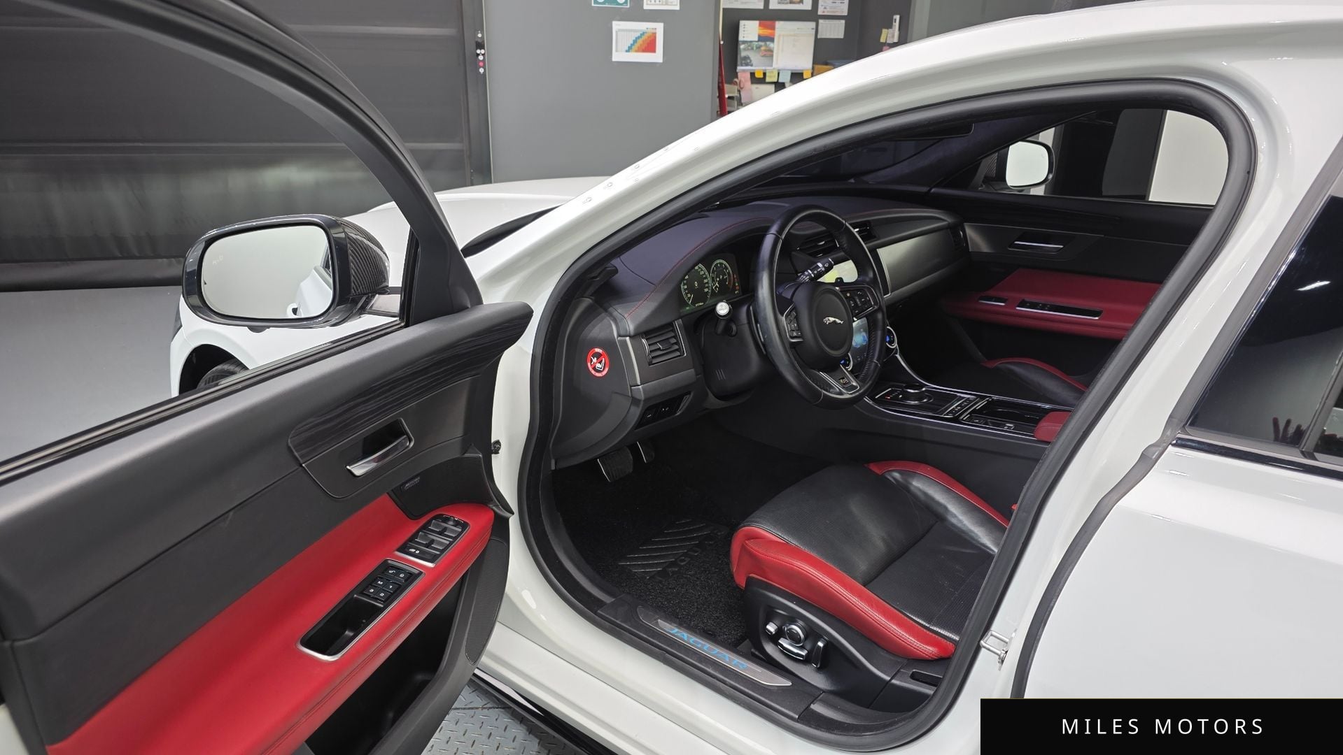 Jaguar XF (X260) 2017 — миниатюра 10