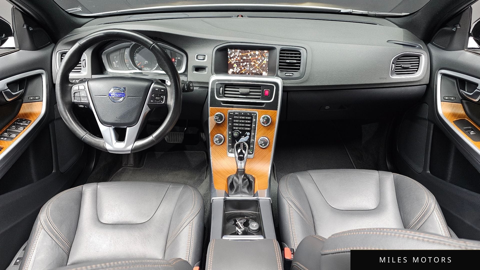 Volvo V60 2018 — миниатюра 7